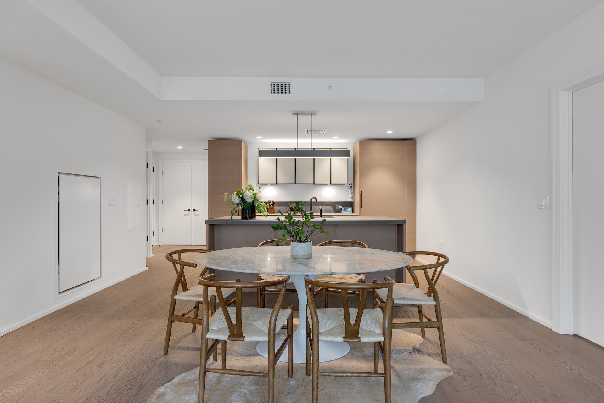 1425 Hudson St Unit# 7B