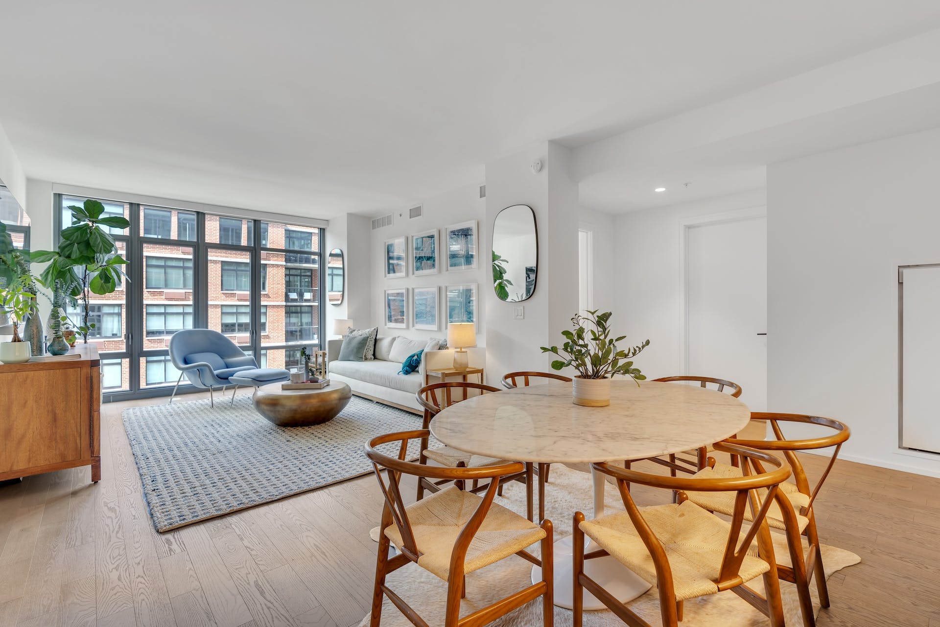 1425 Hudson St Unit# 7B