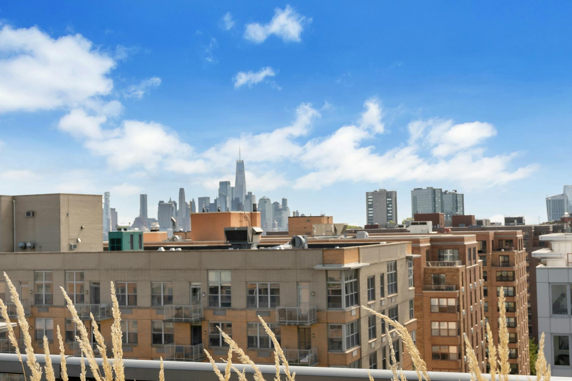 1425 Hudson St Unit# 7B