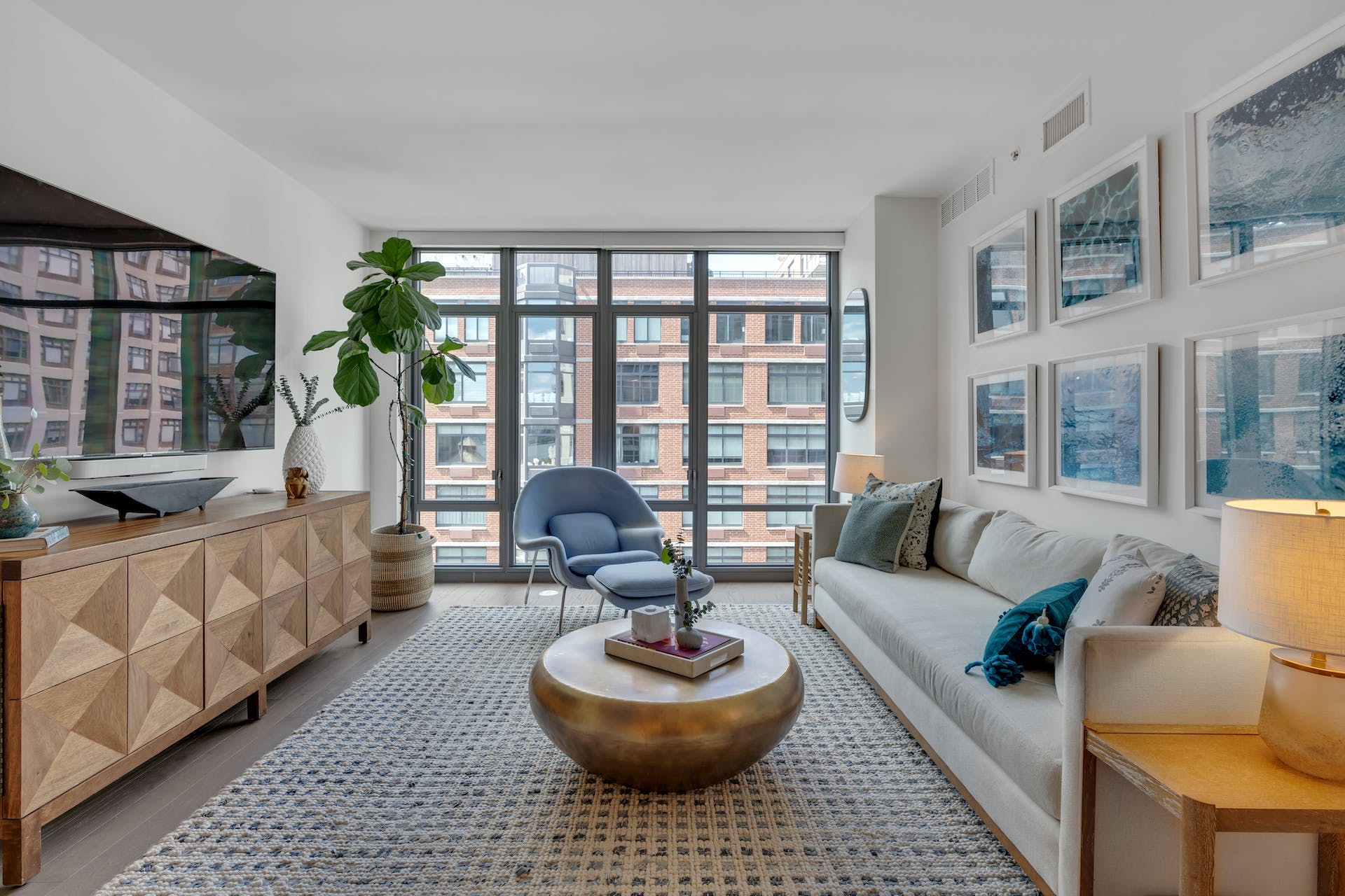 1425 Hudson St Unit# 7B