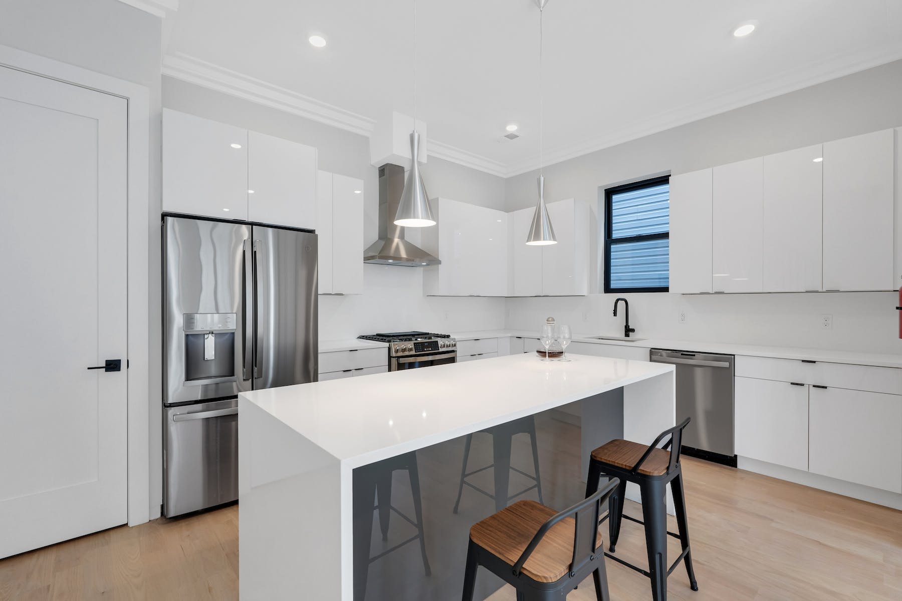 102 Lincoln St Unit# 2