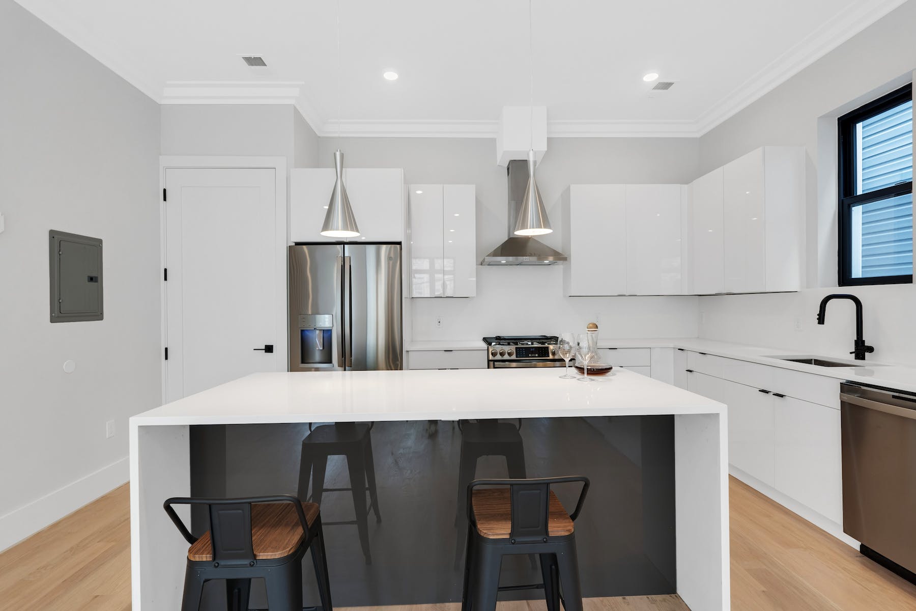 102 Lincoln St Unit# 2