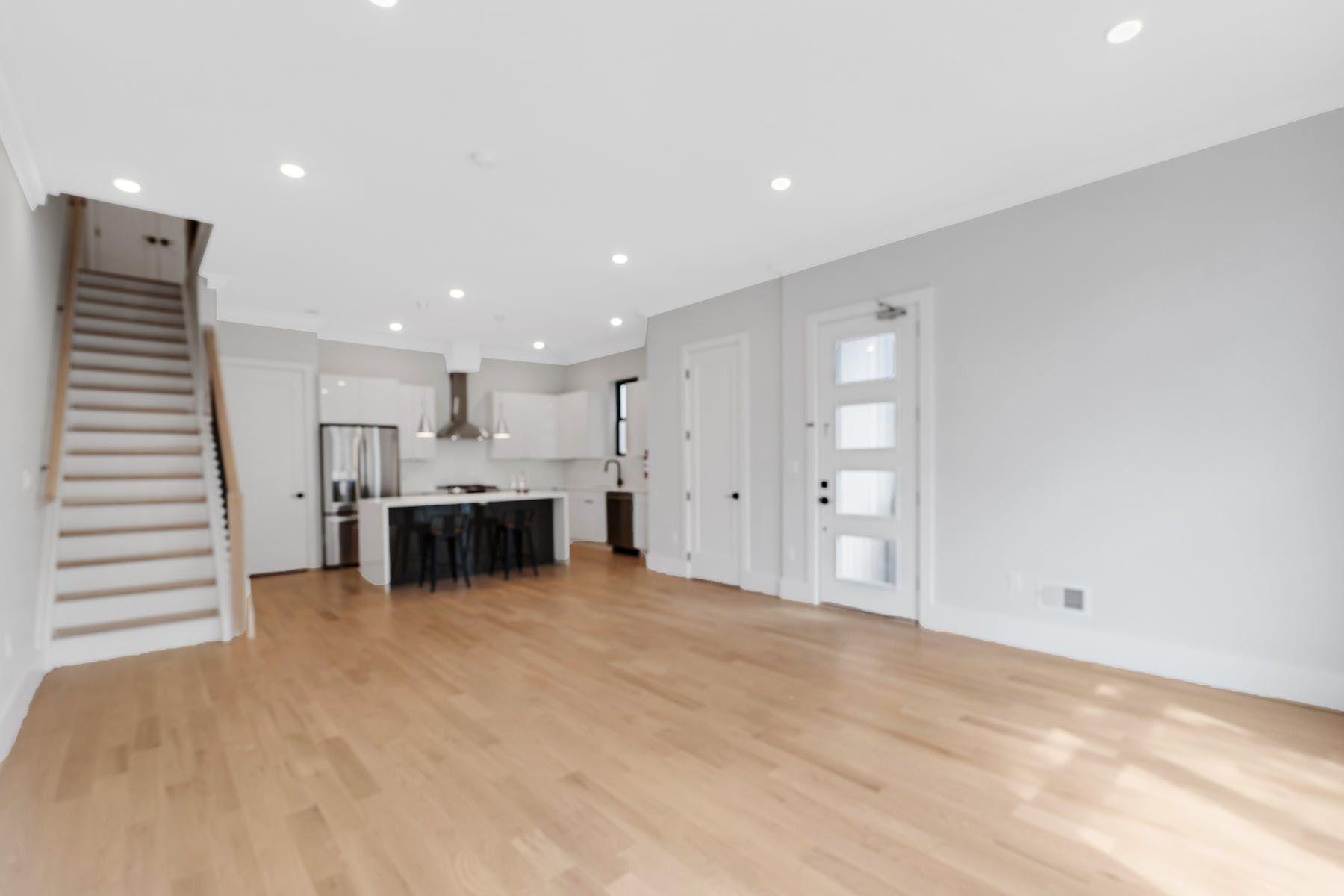 102 Lincoln St Unit# 2