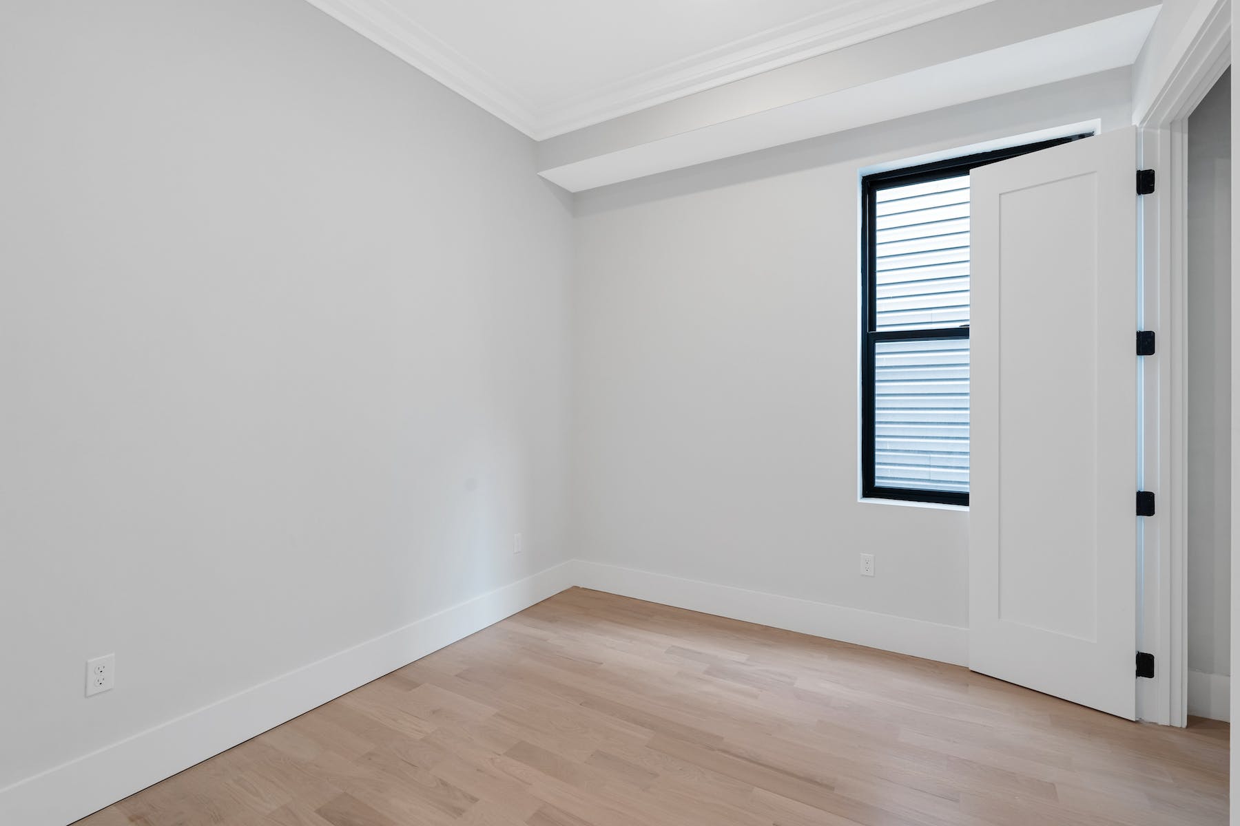 102 Lincoln St Unit# 2