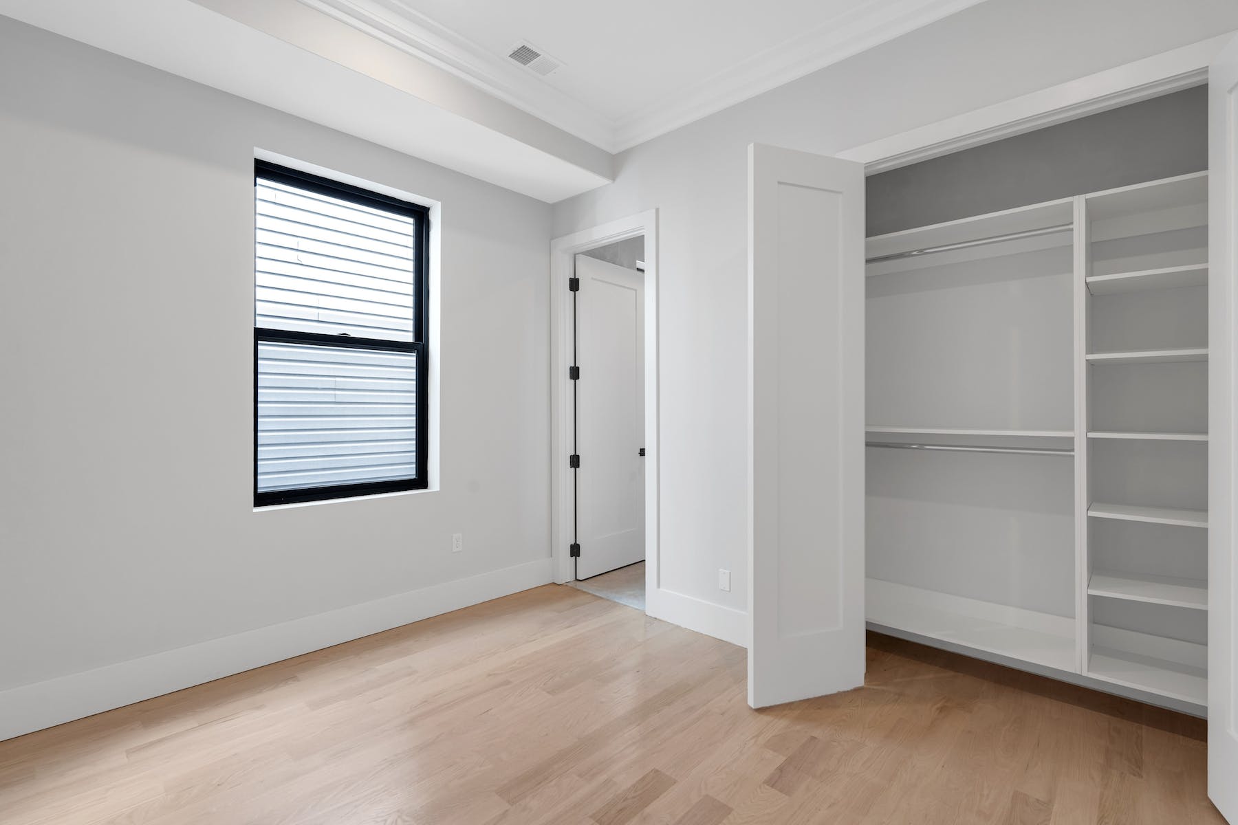 102 Lincoln St Unit# 2