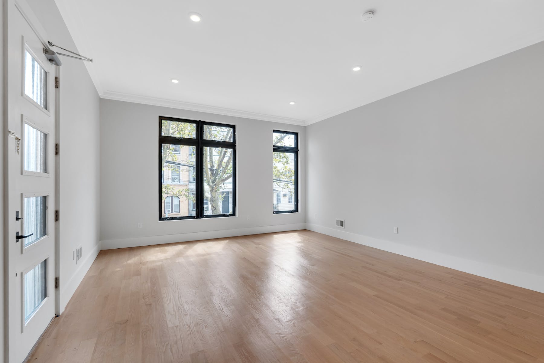 102 Lincoln St Unit# 2