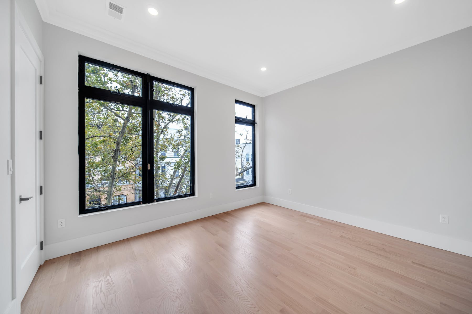 102 Lincoln St Unit# 2