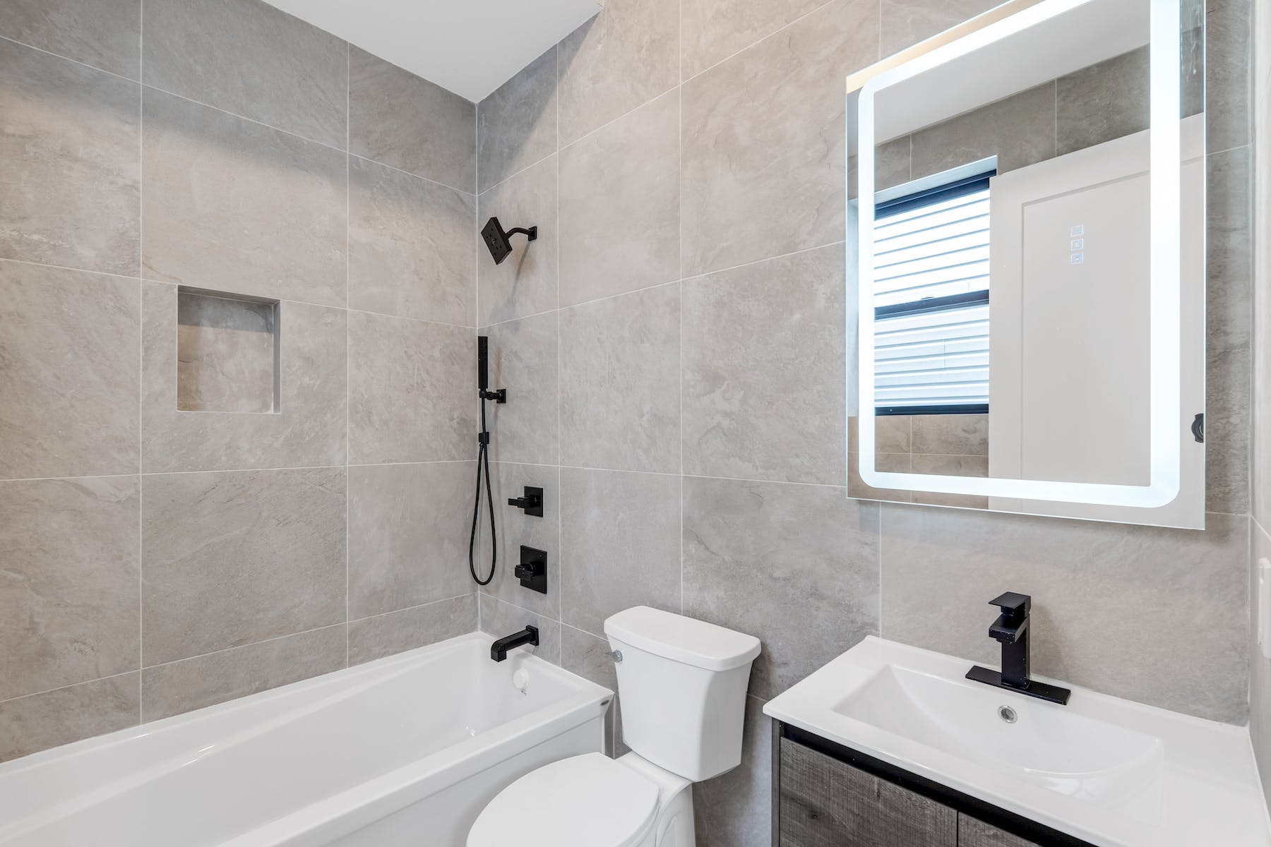 102 Lincoln St Unit# 2