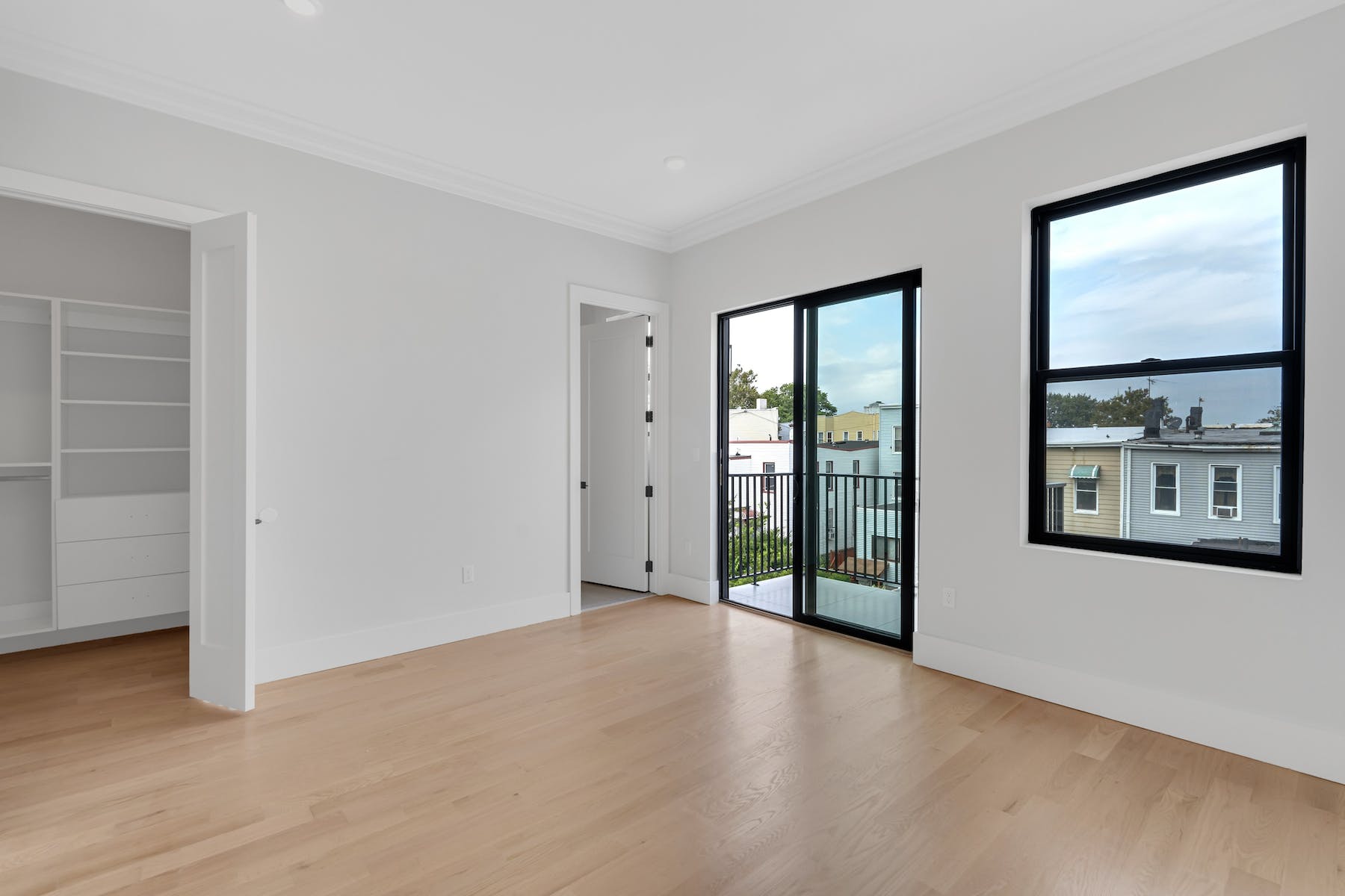 102 Lincoln St Unit# 2