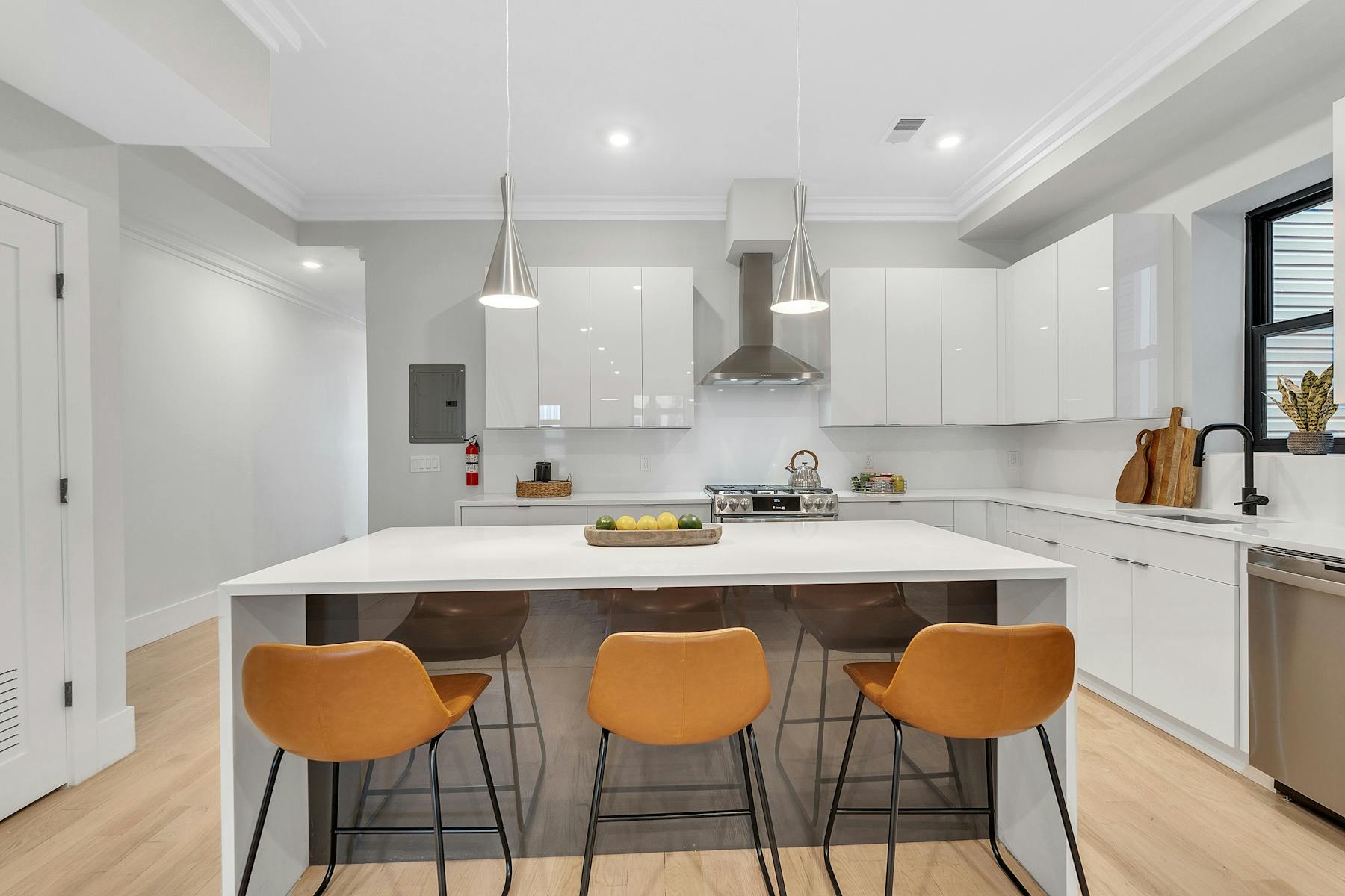 102 Lincoln St Unit# A