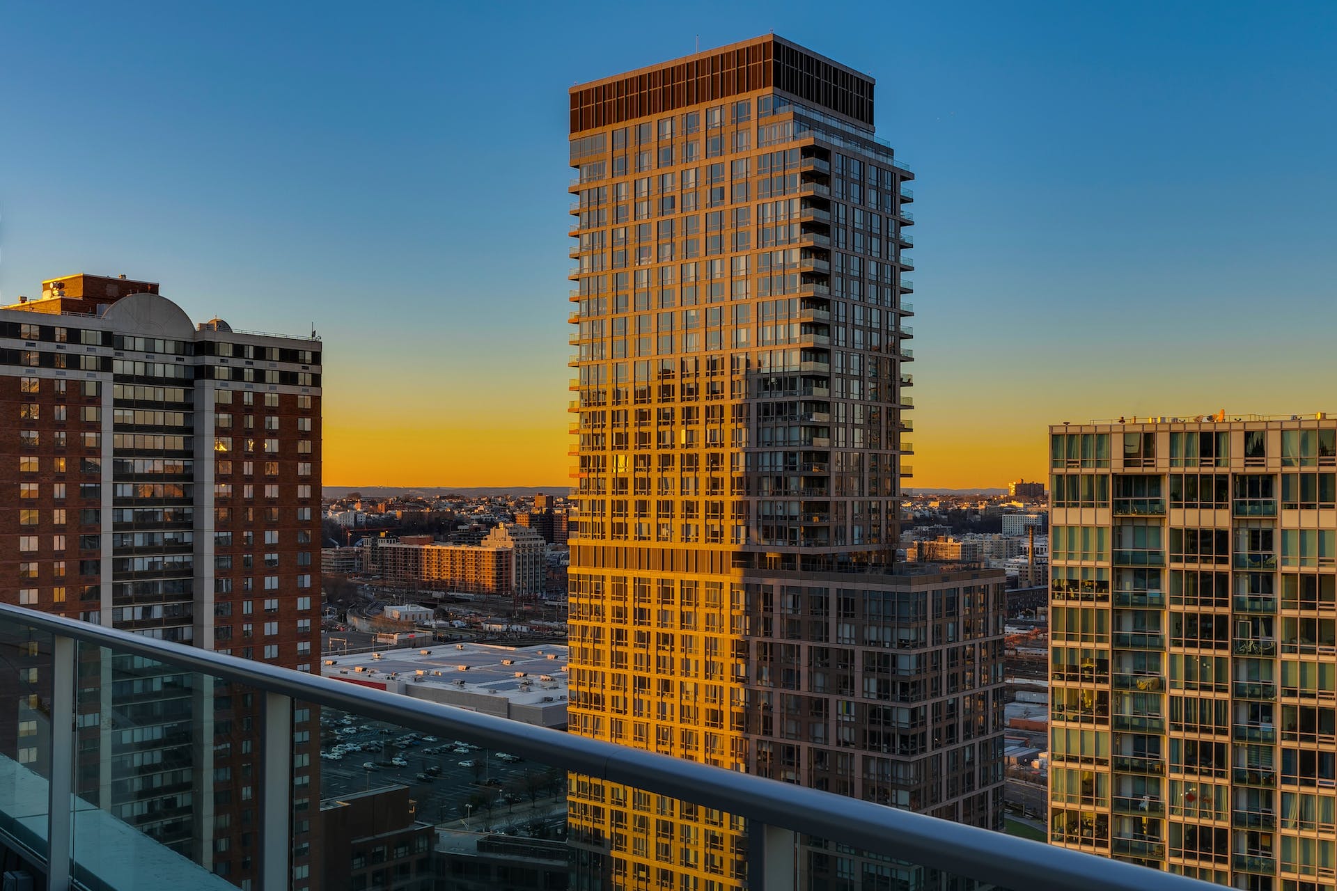 20 Newport Parkway Unit# 1712