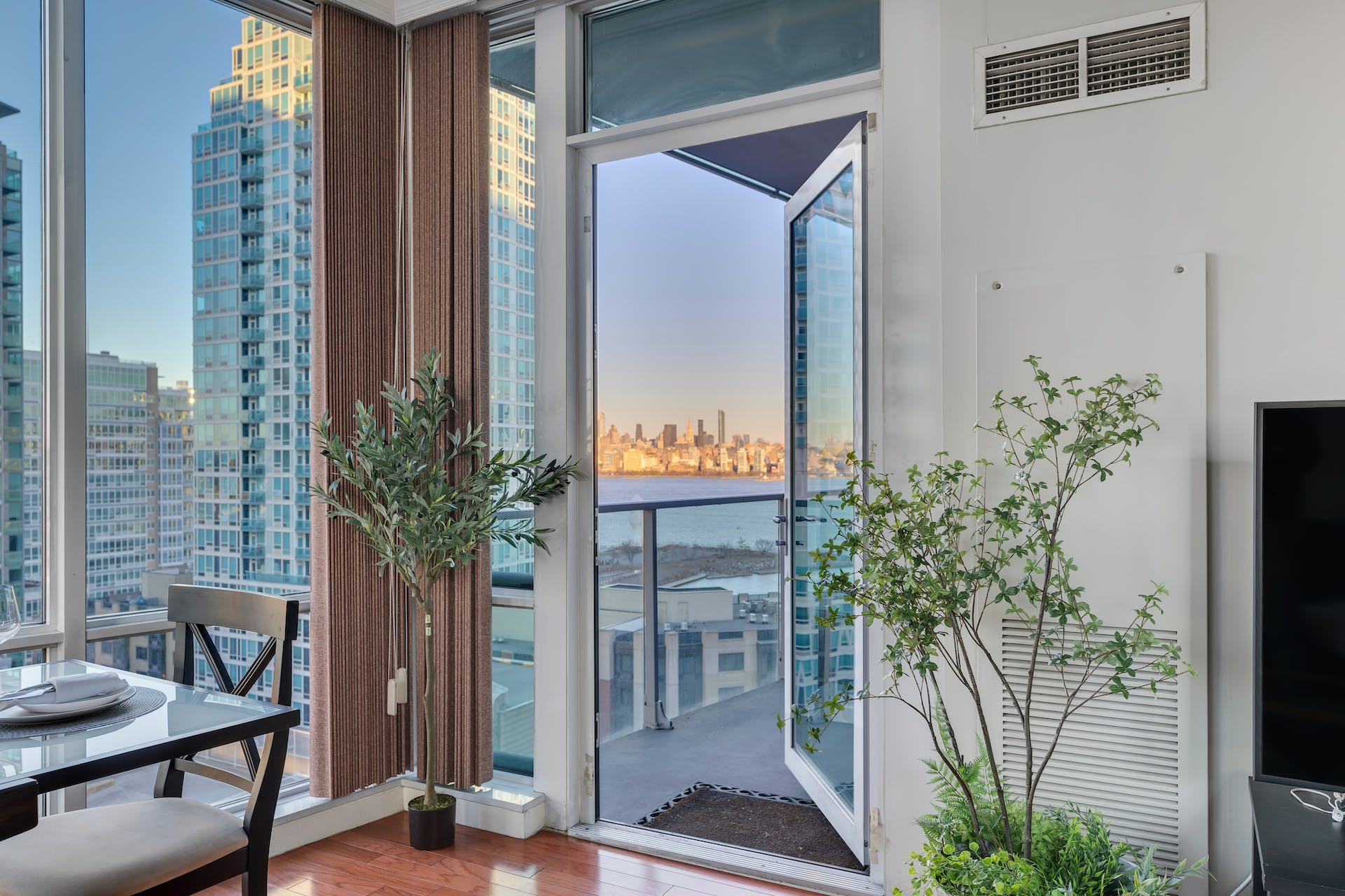 20 Newport Parkway Unit# 1712