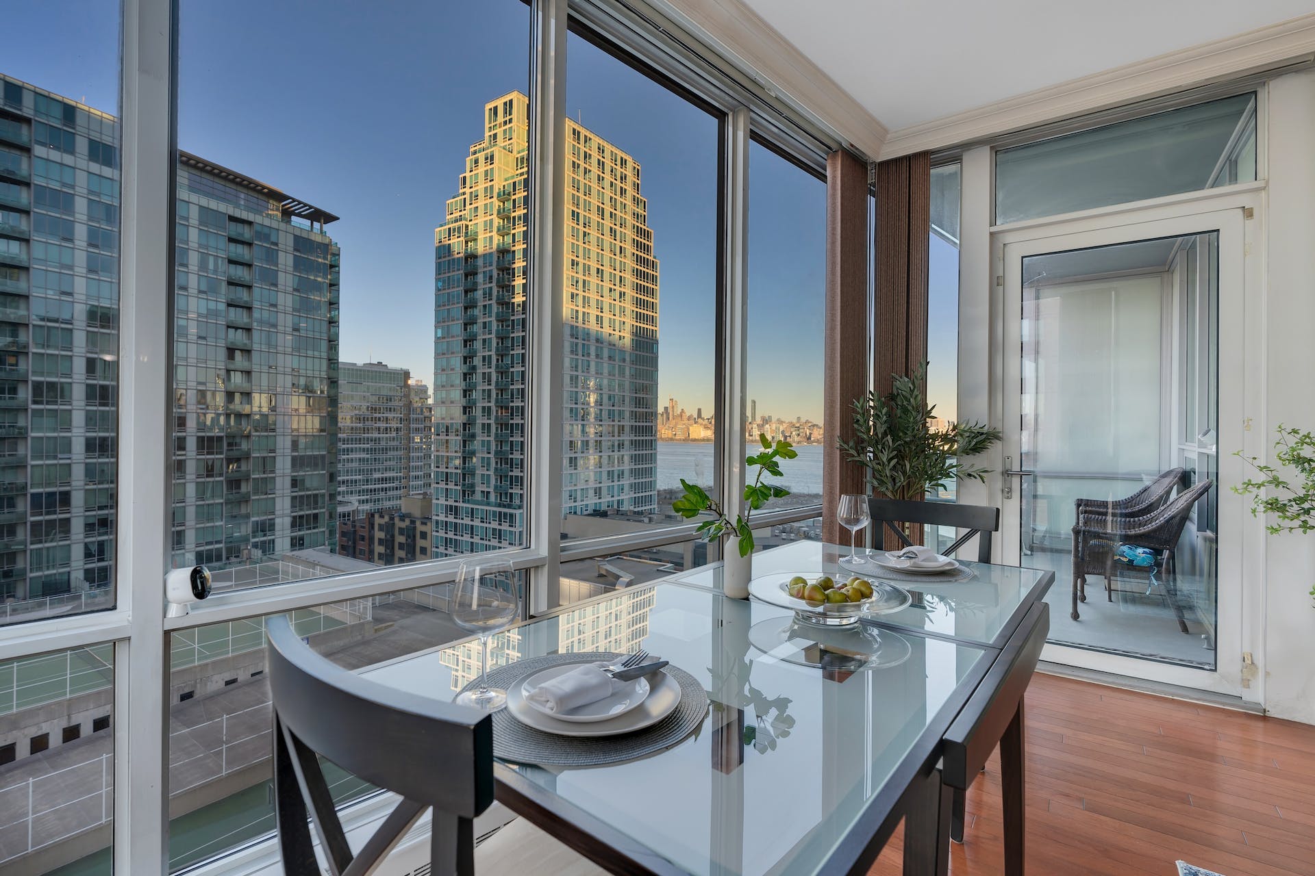 20 Newport Parkway Unit# 1712