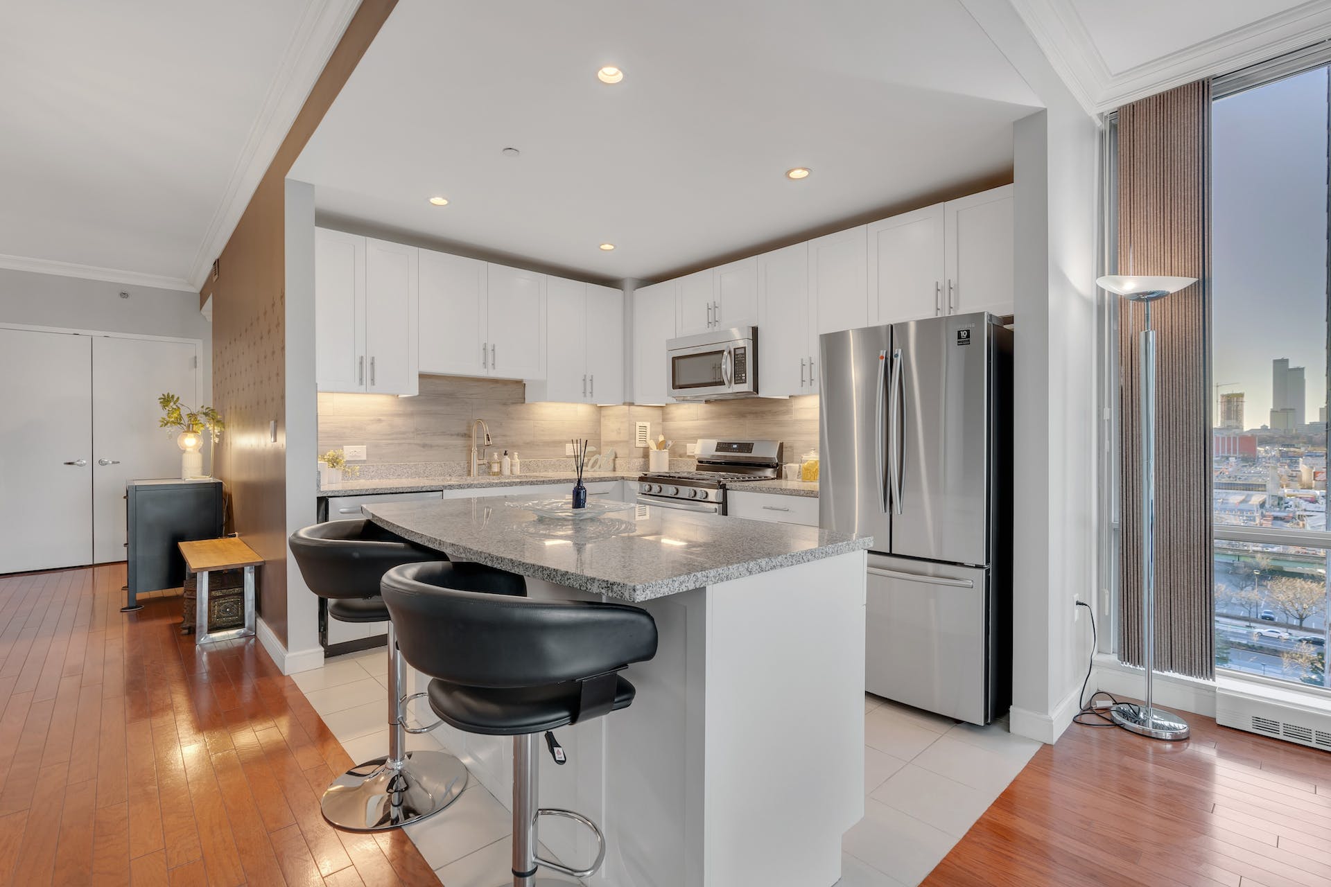 20 Newport Parkway Unit# 1712