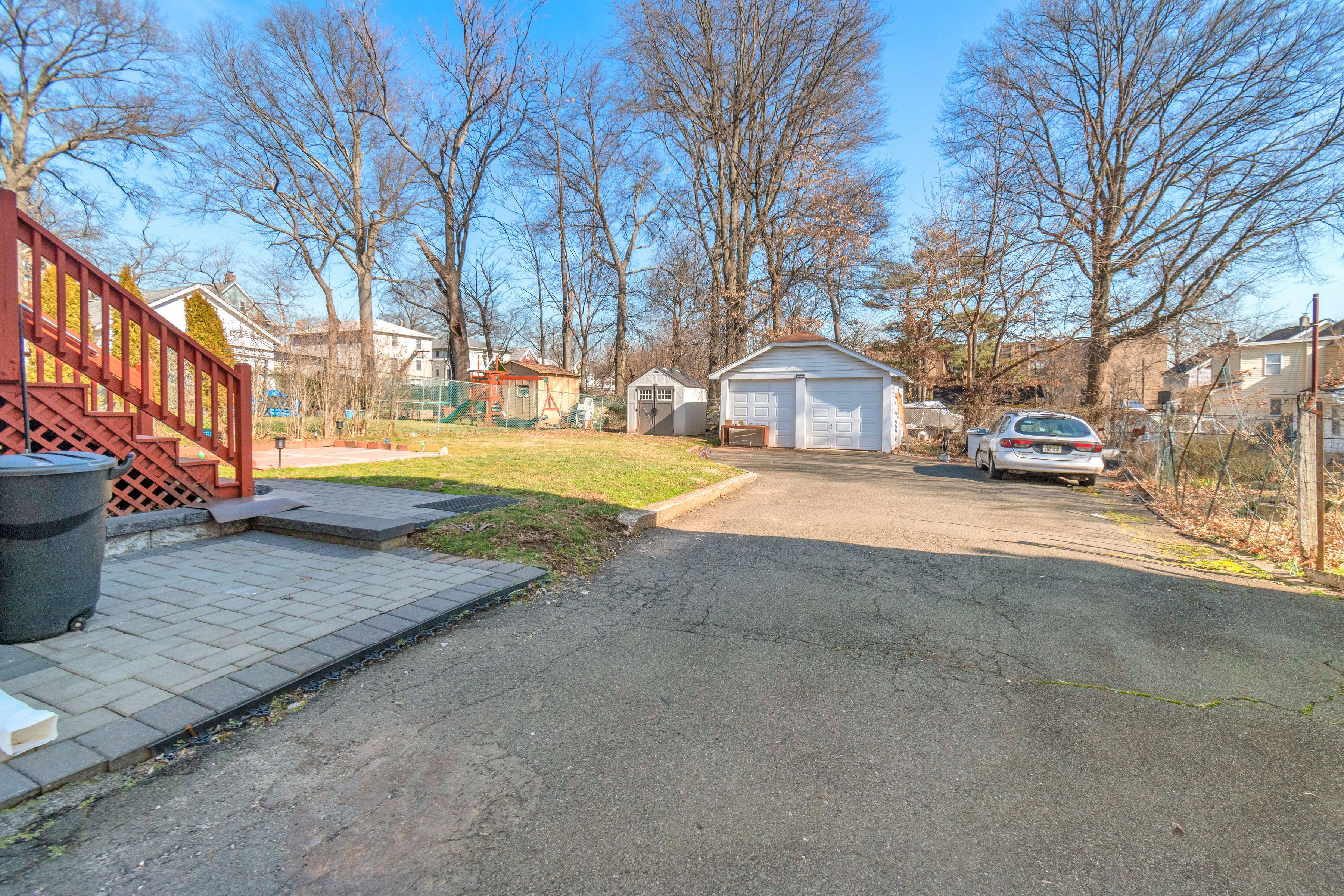 121 Sterling Pl 