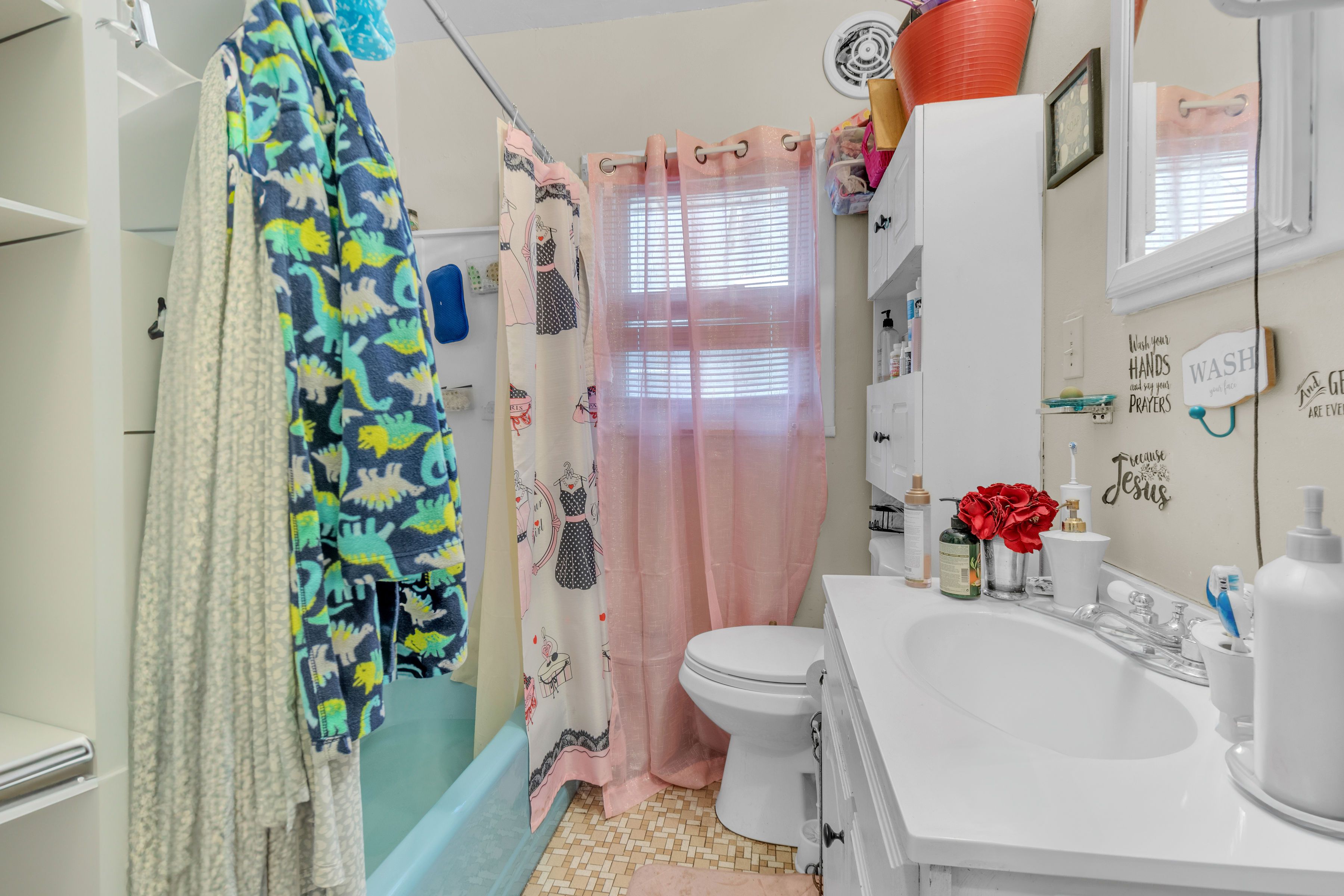 243 North 17th St