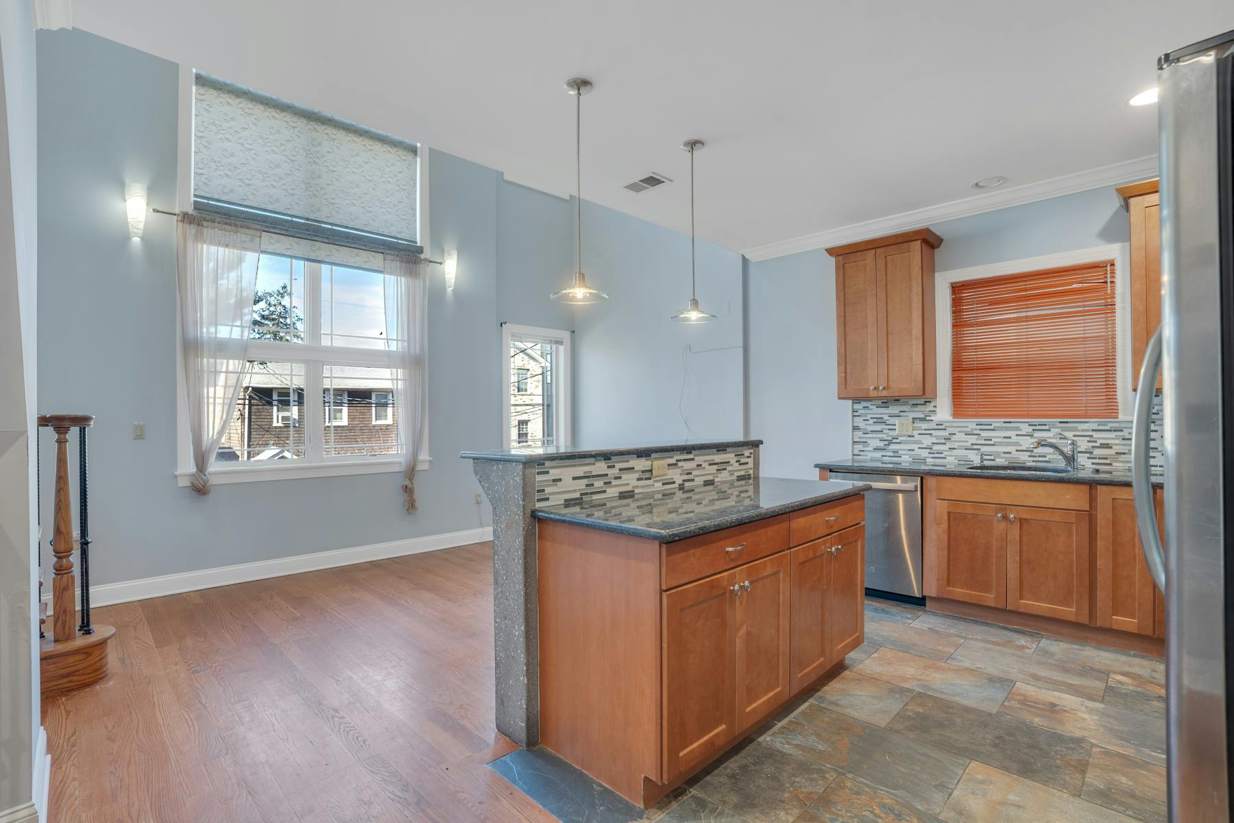96 Sherman Ave Unit# 2