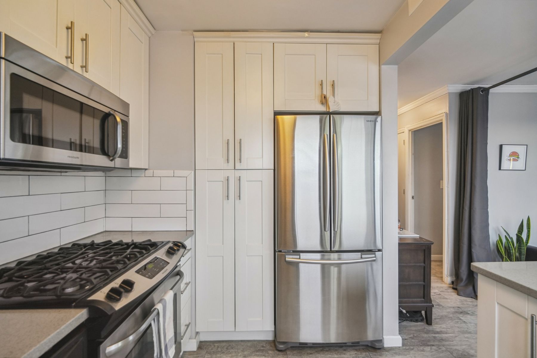 135 Montgomery St Unit# 18F