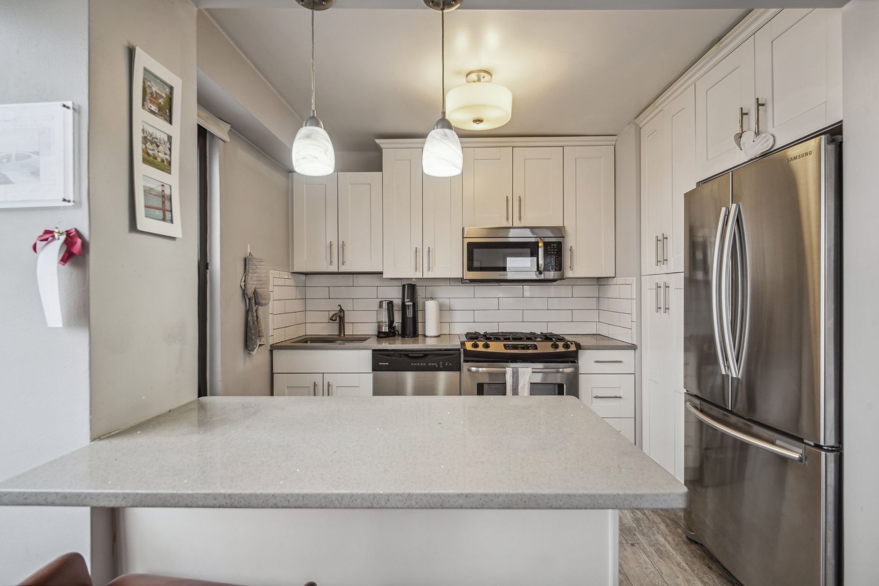 135 Montgomery St Unit# 18F