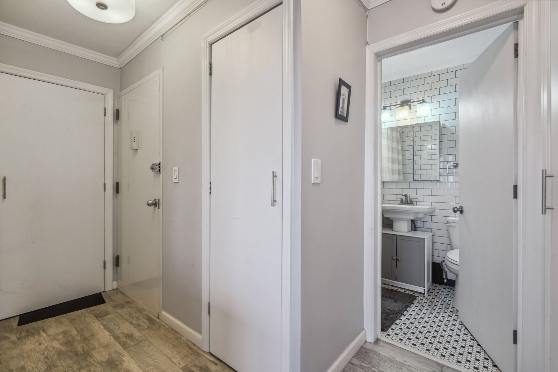 135 Montgomery St Unit# 18F