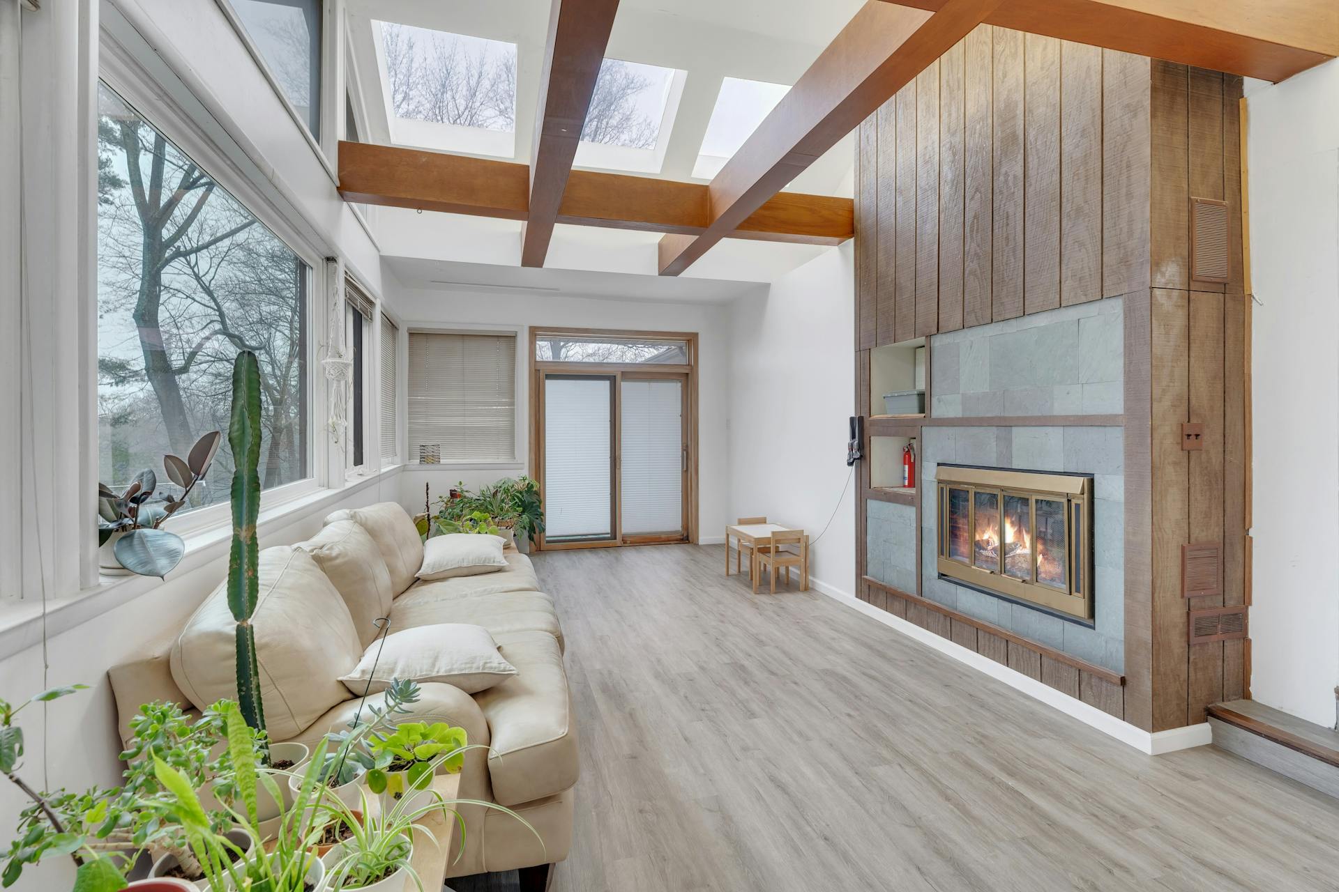 12 Oxford Dr