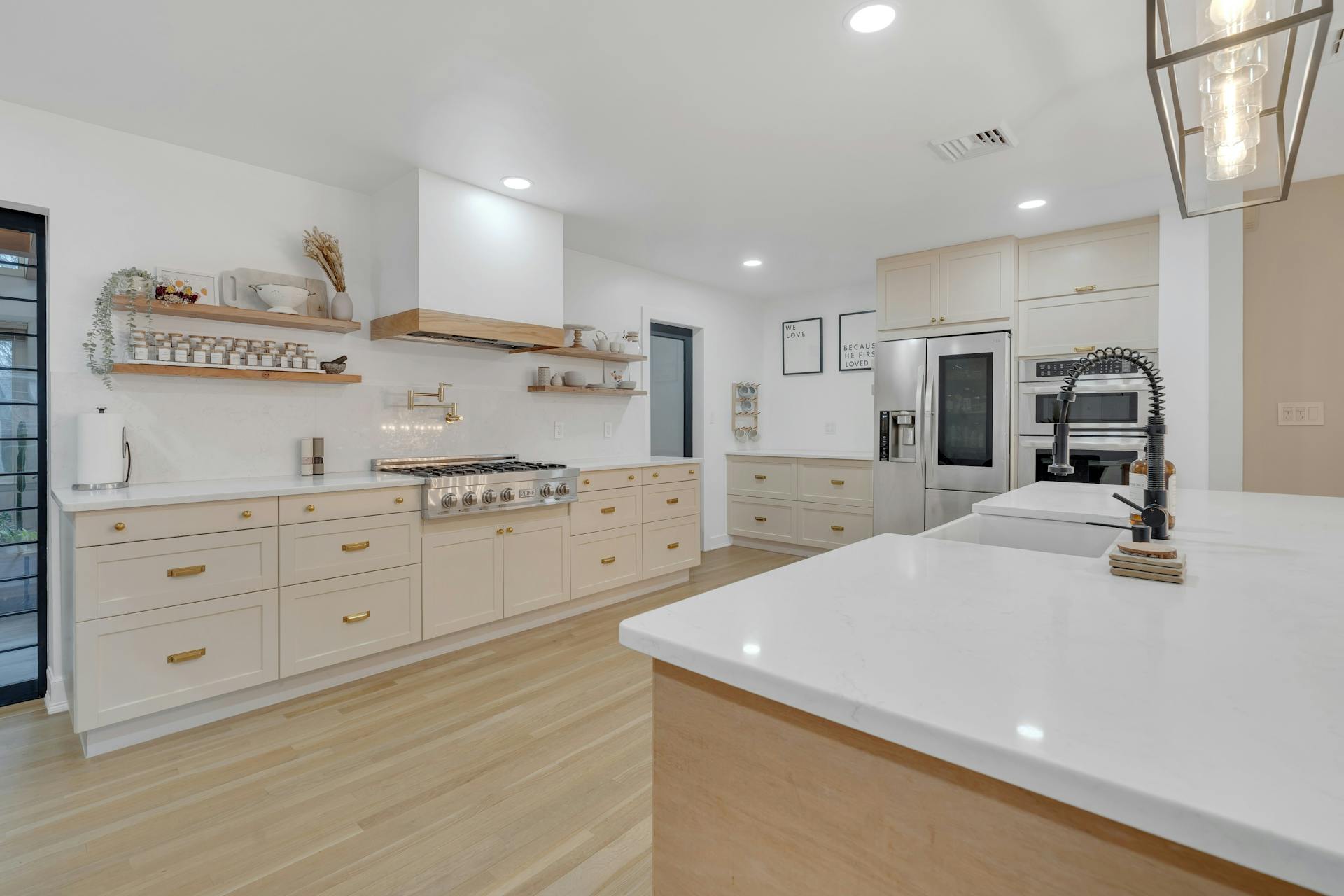 12 Oxford Dr