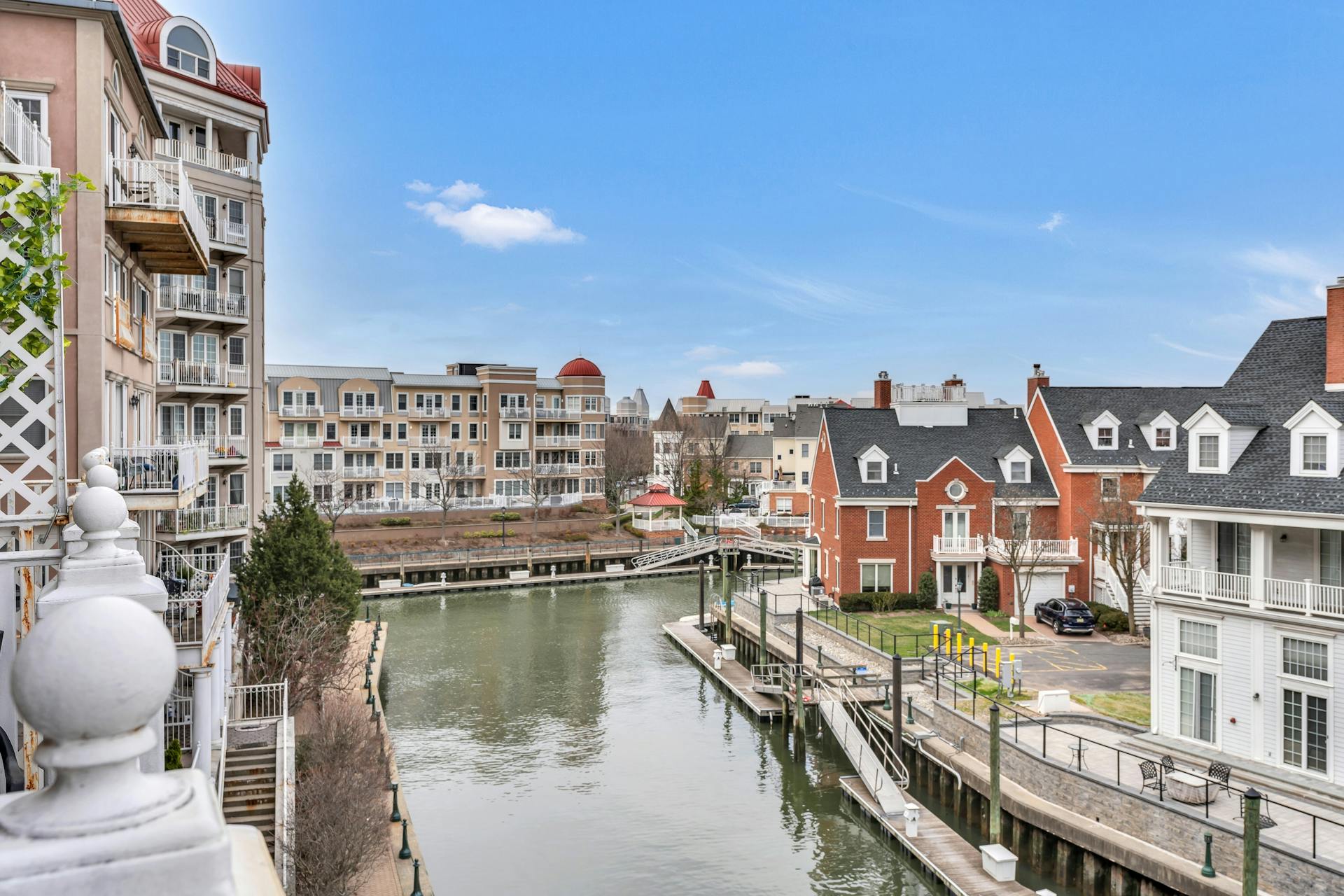 203 Shearwater Ct West Unit# 33
