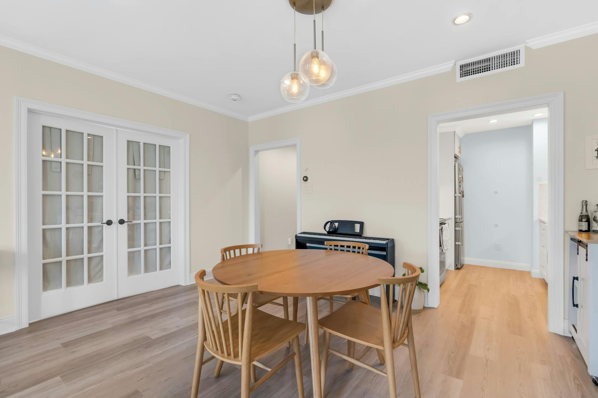 203 Shearwater Ct West Unit# 33