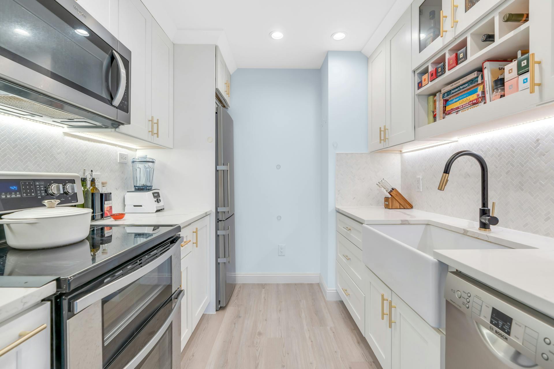 203 Shearwater Ct West Unit# 33