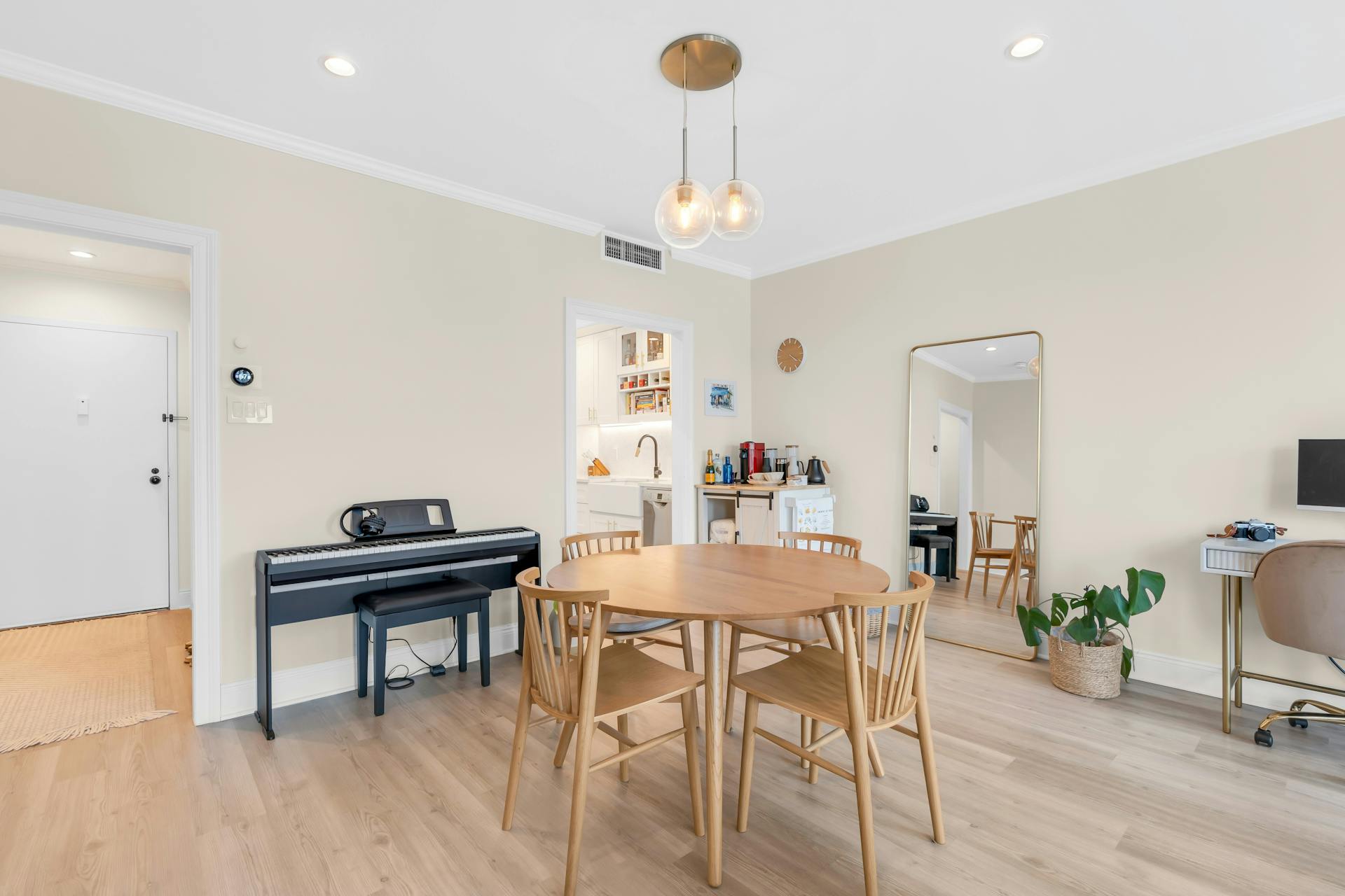 203 Shearwater Ct West Unit# 33