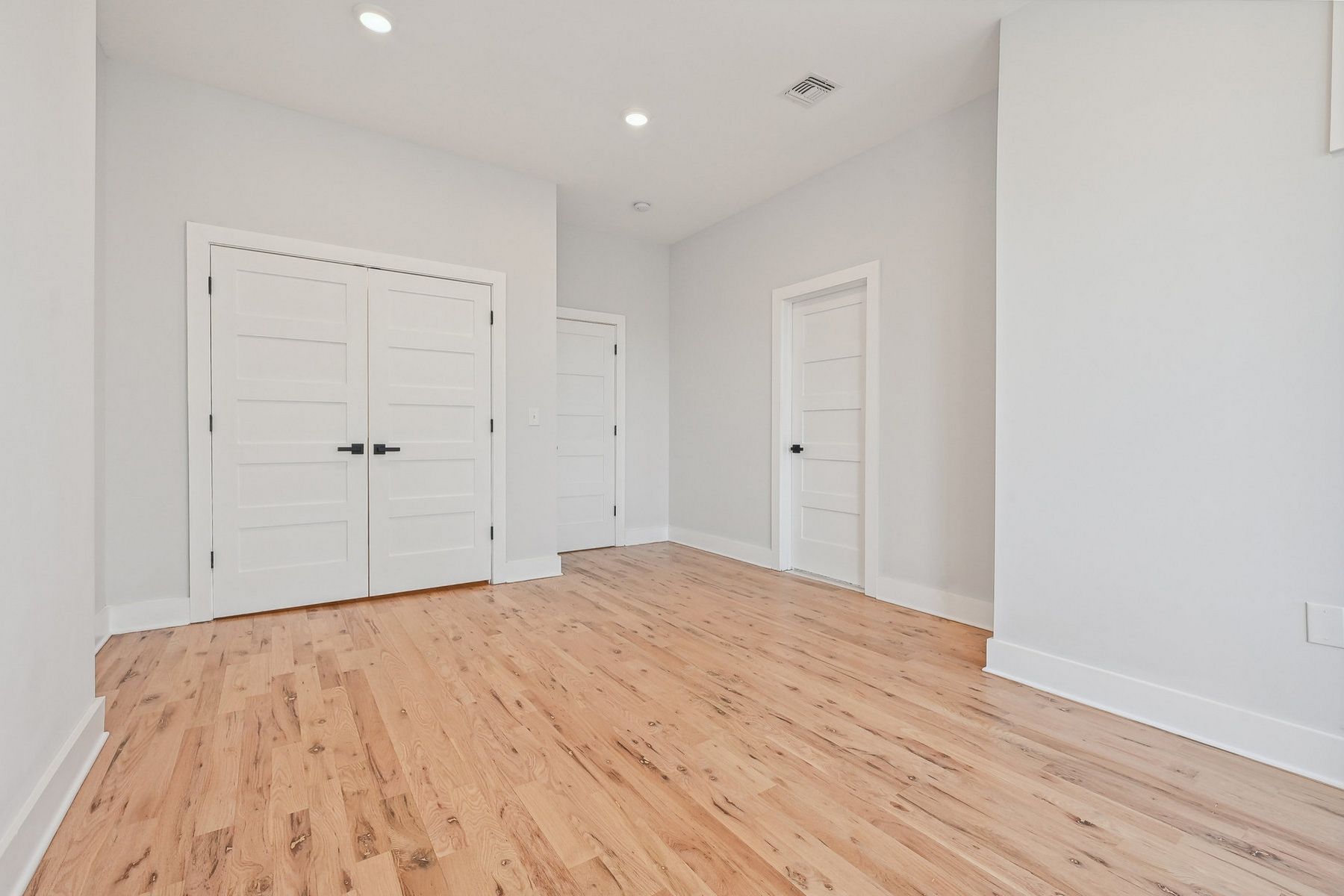 933A Summit Ave Unit# 3