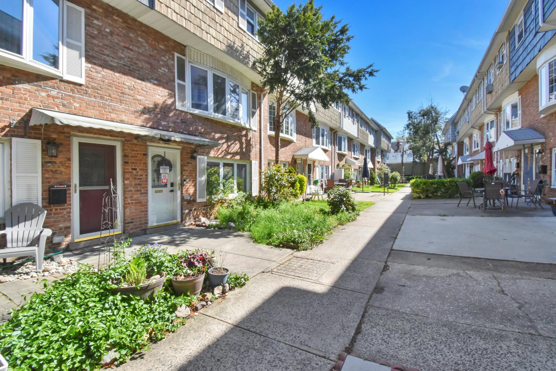 11 Elna Court 