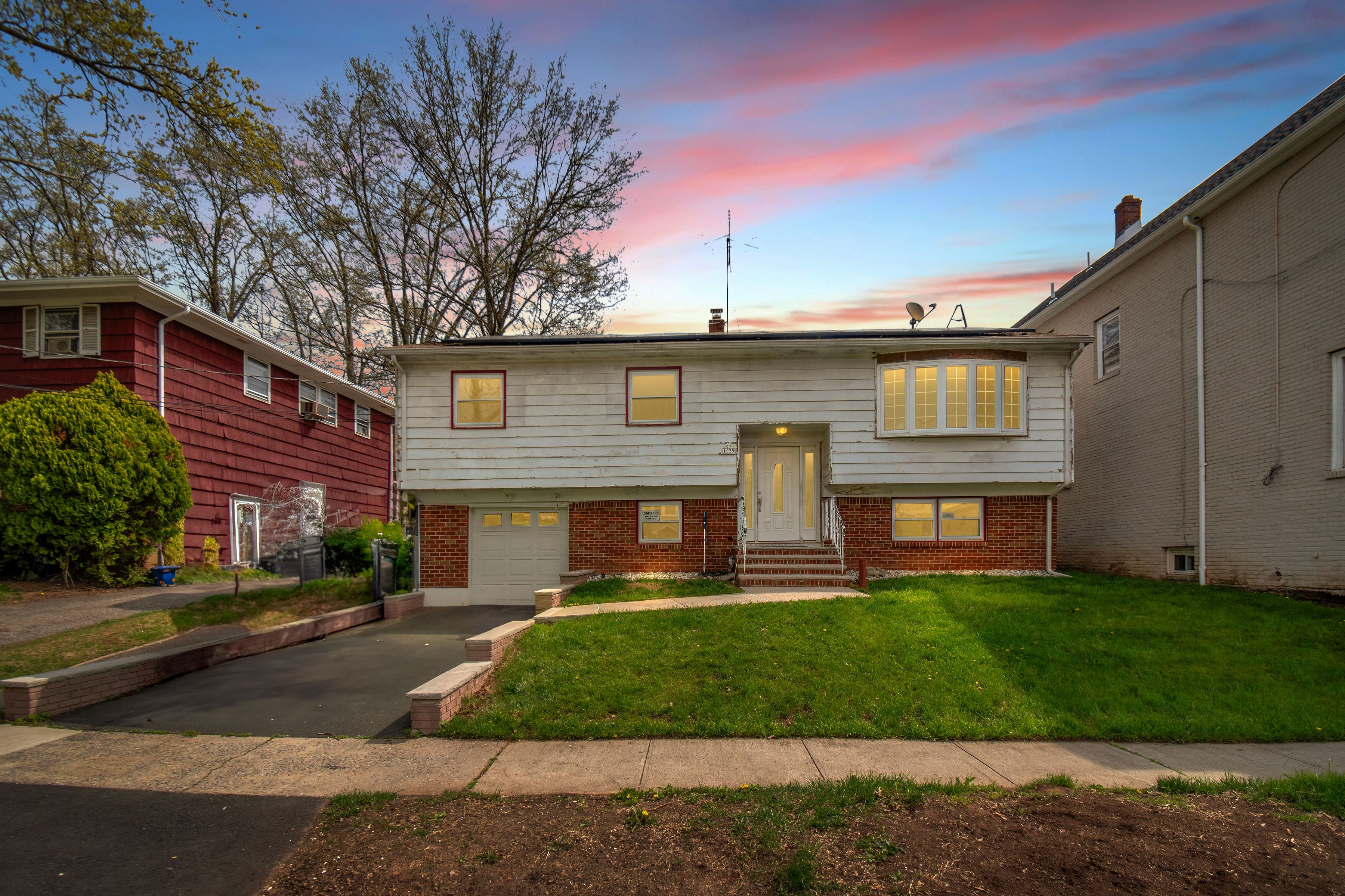 1029 Frank Street 