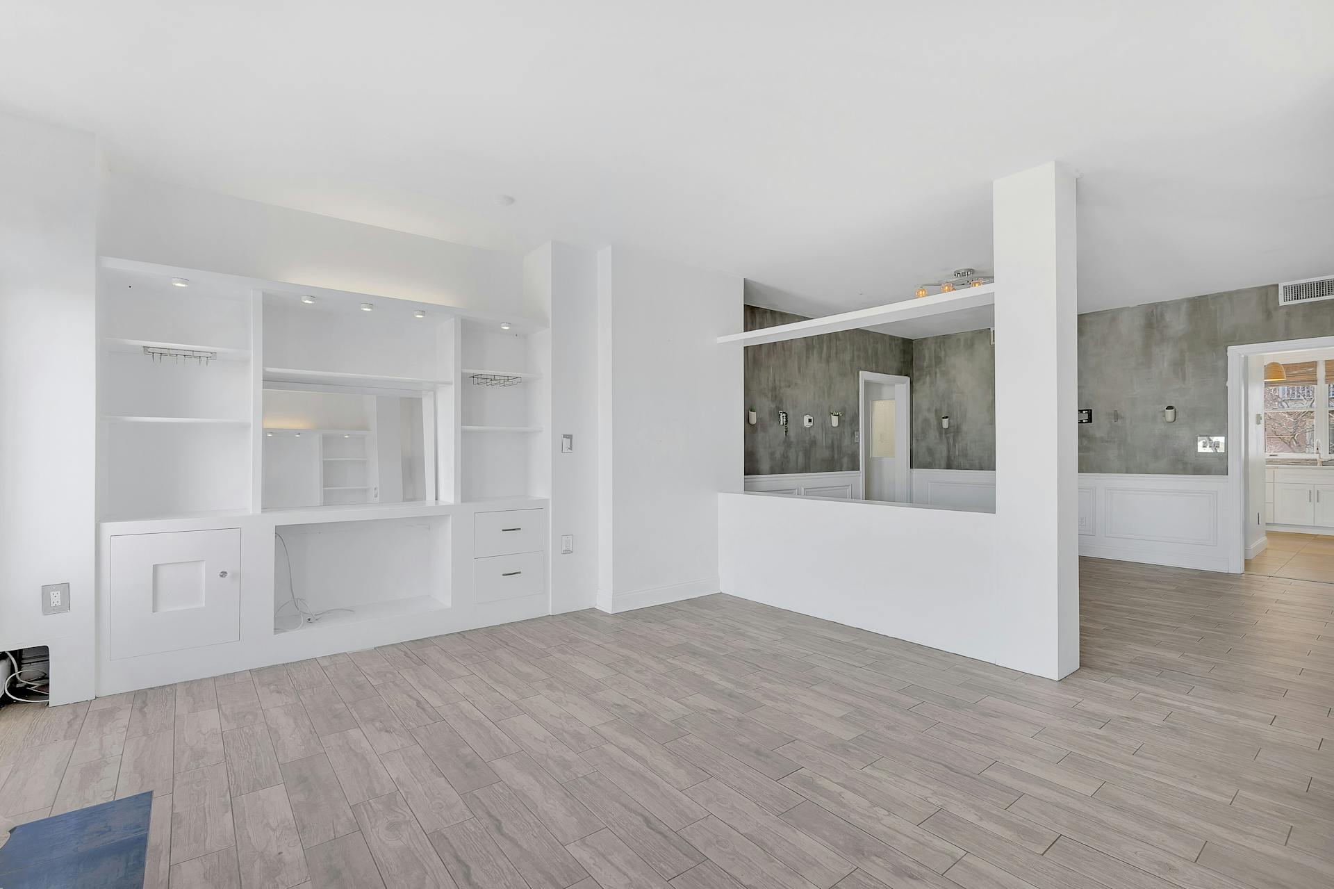 203 Shearwater Ct West Unit# 31