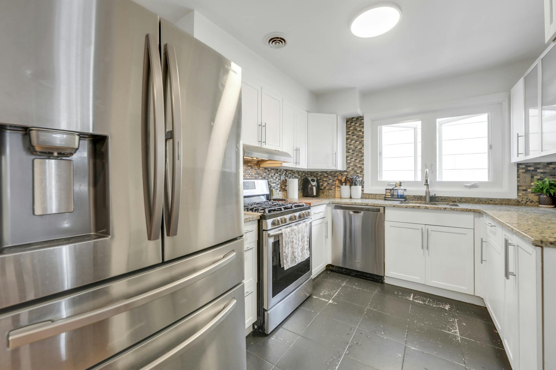 489 Jersey Ave Unit# D