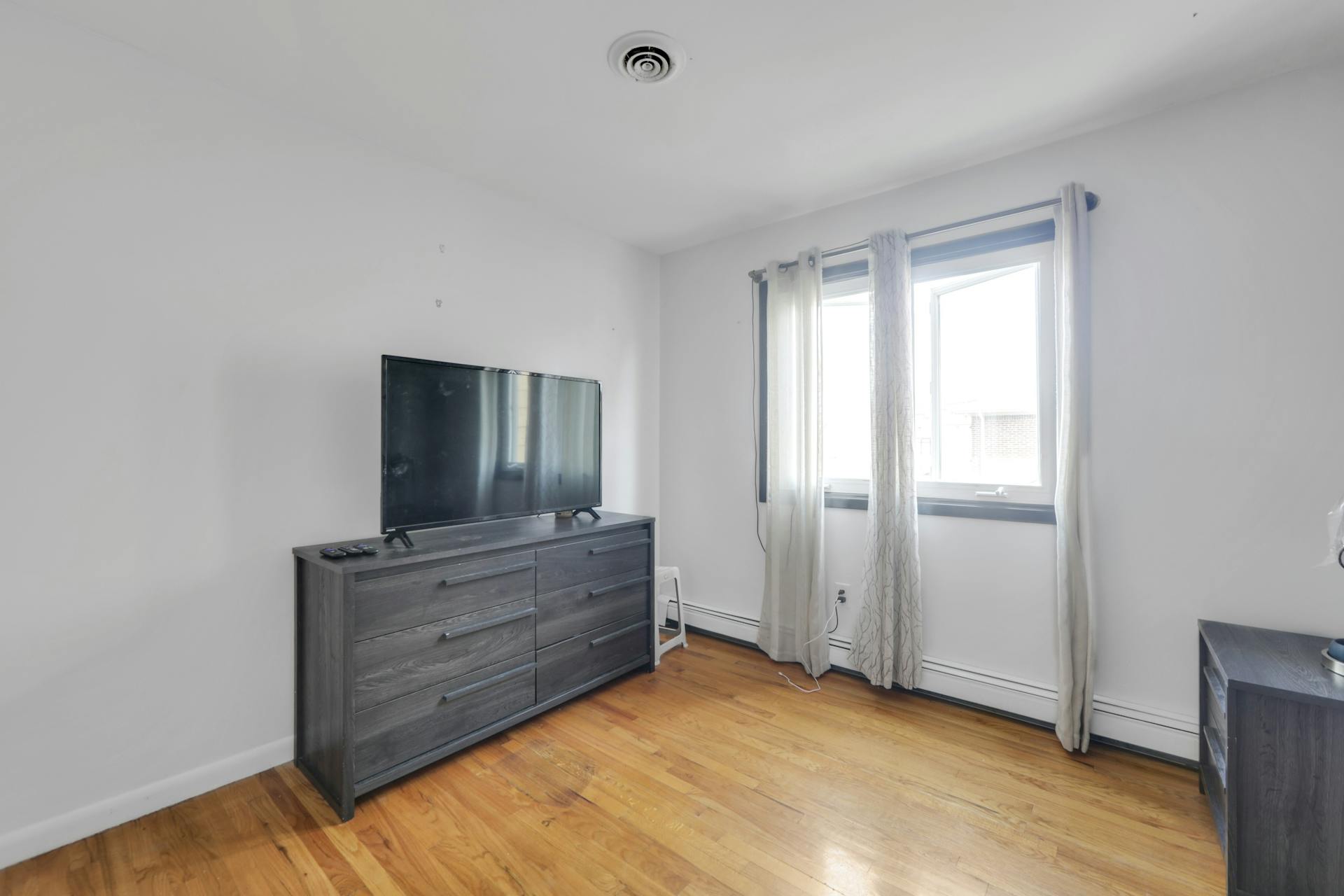 489 Jersey Ave Unit# D