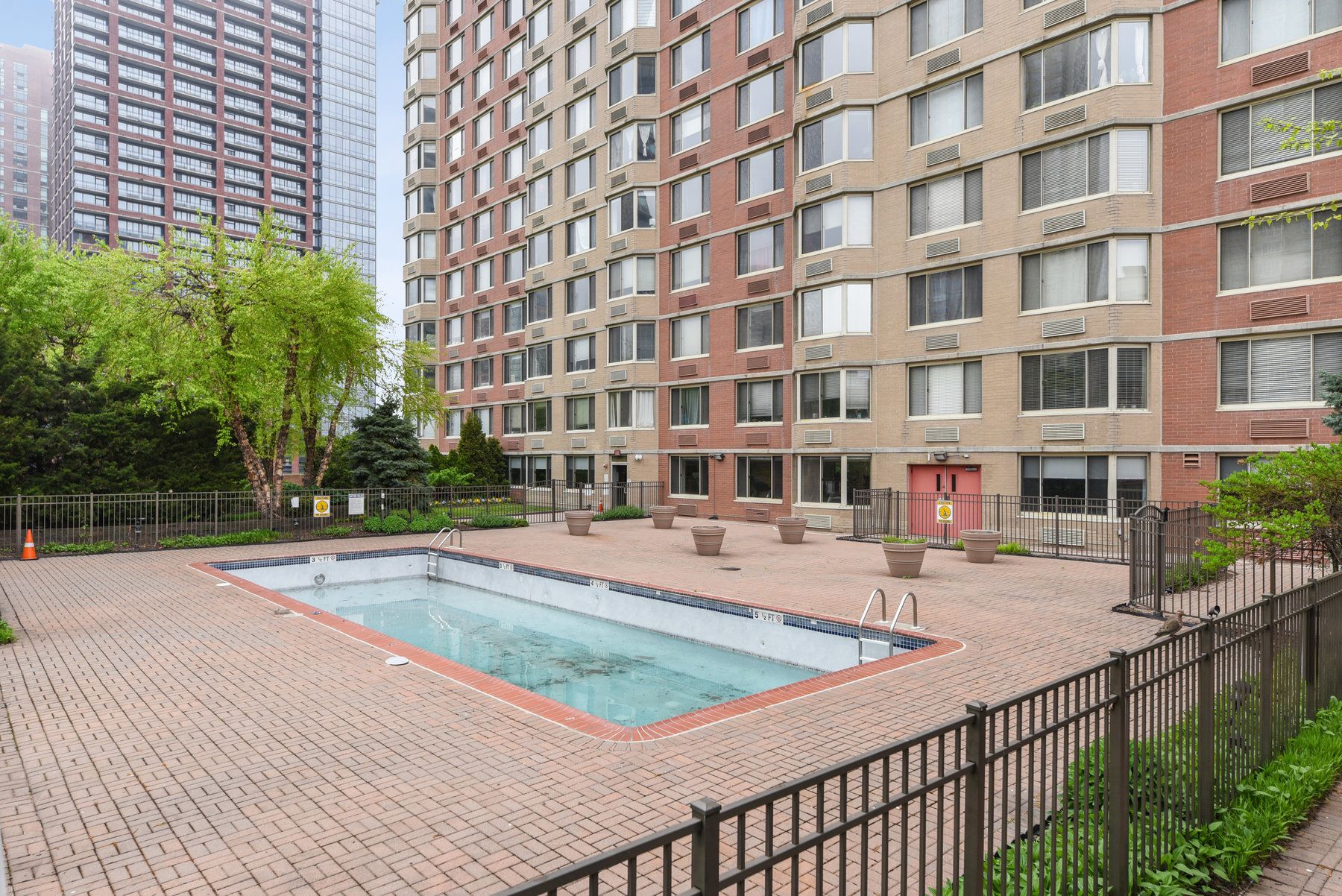 1 2nd St Unit# 2012