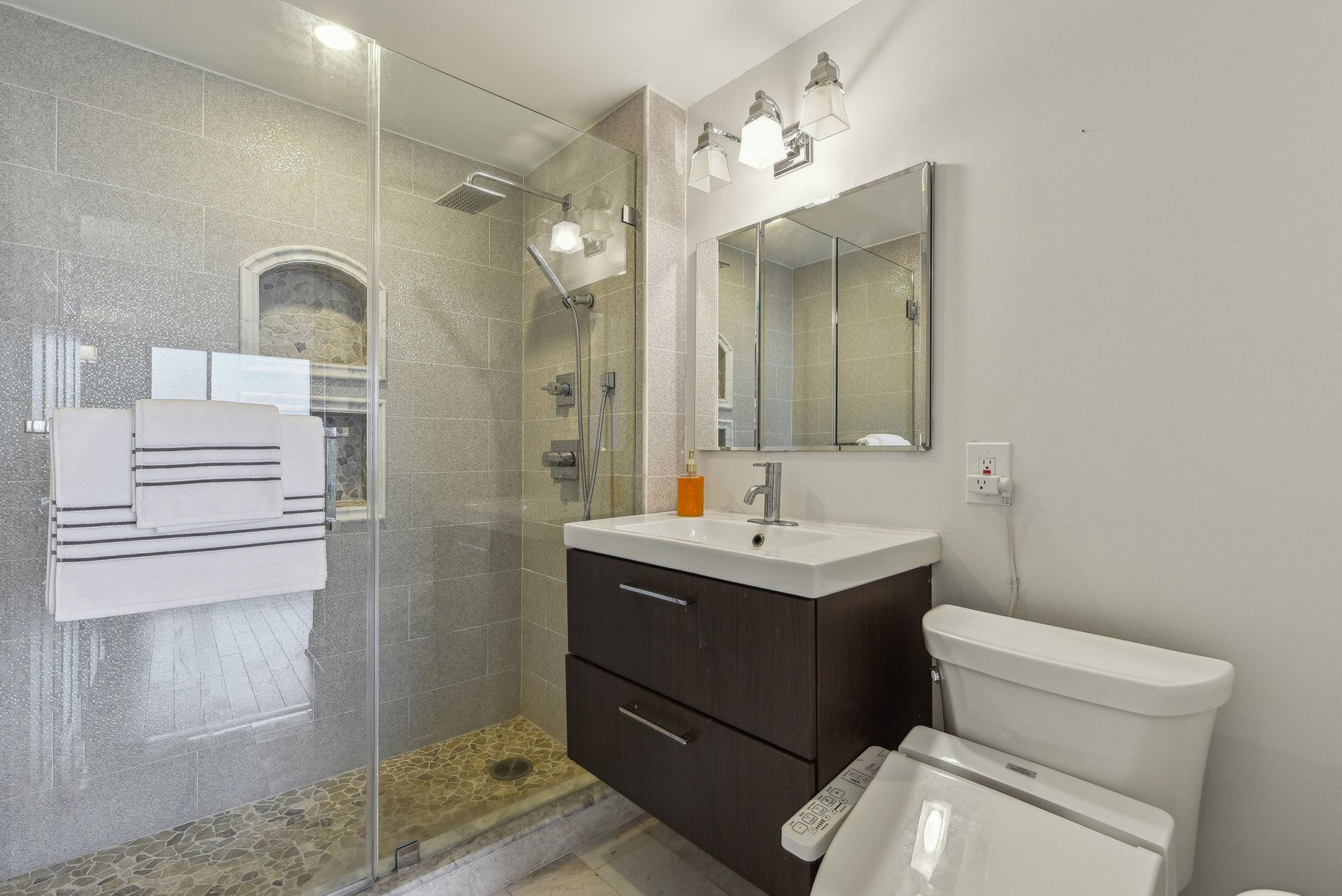 1 2nd St Unit# 2012