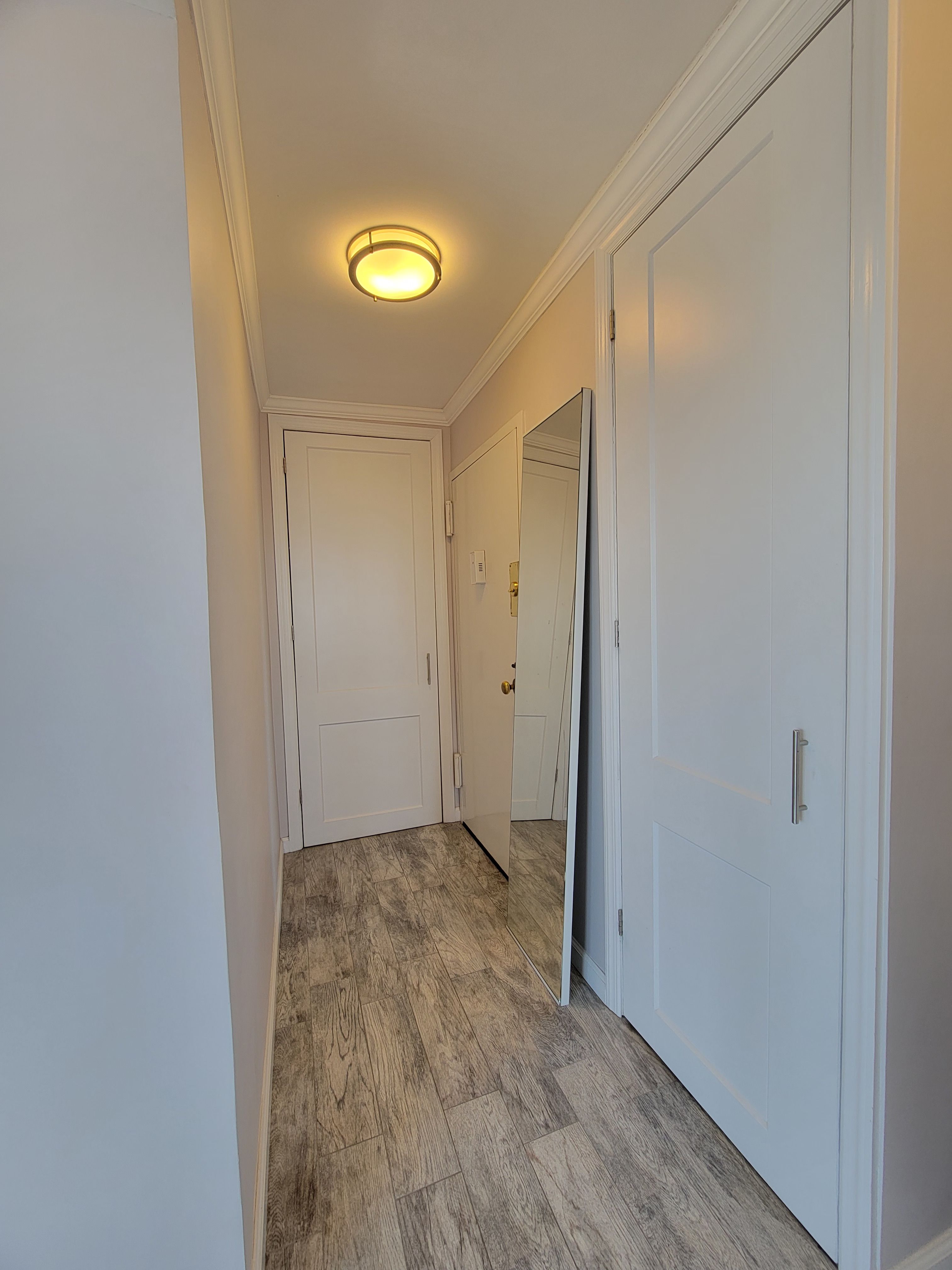 135 Montgomery St Unit# 17F
