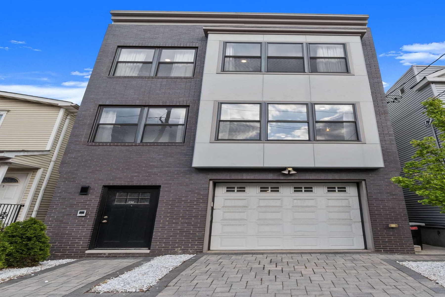 732 Garfield Ave 