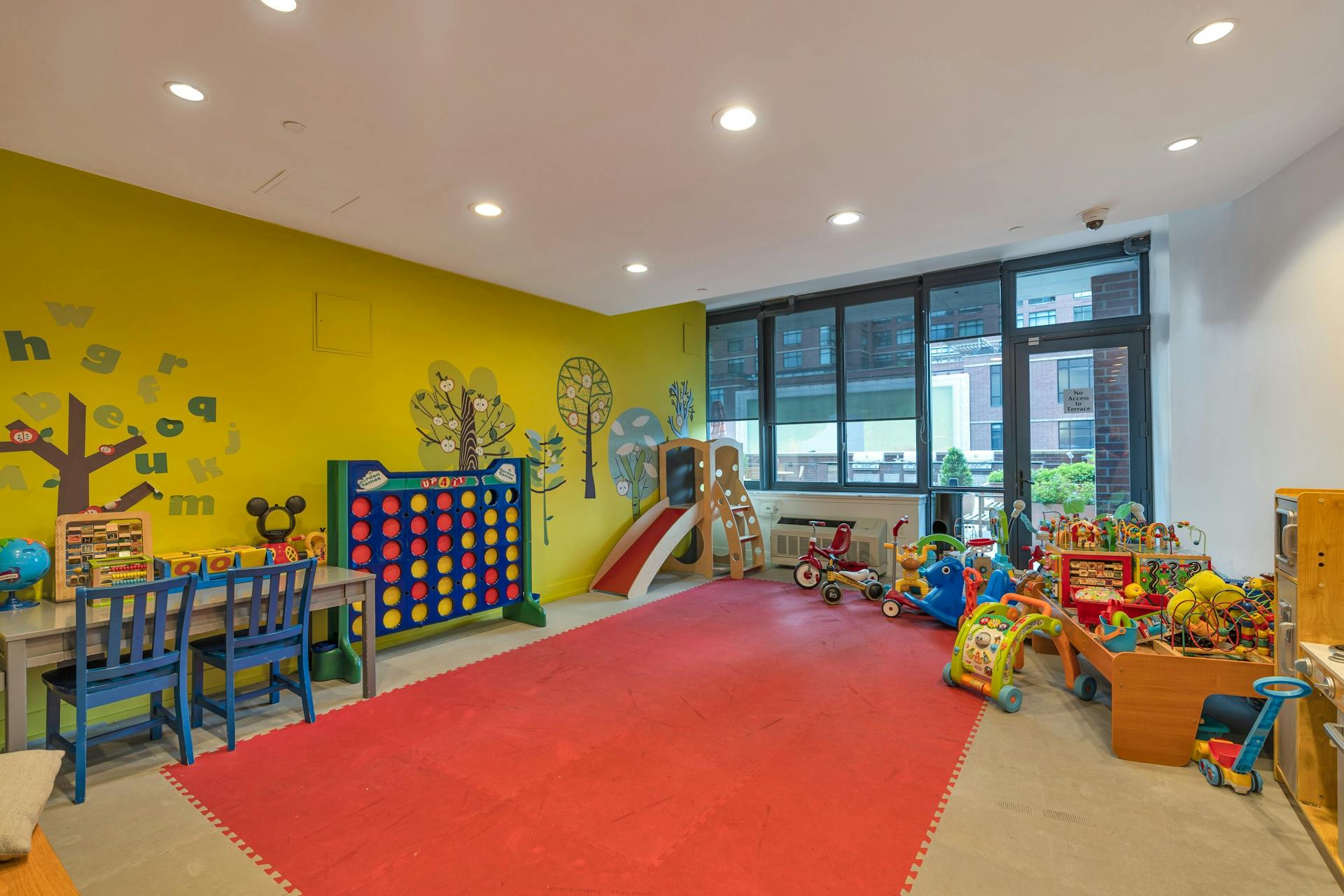 389 Washington St Unit# 29J