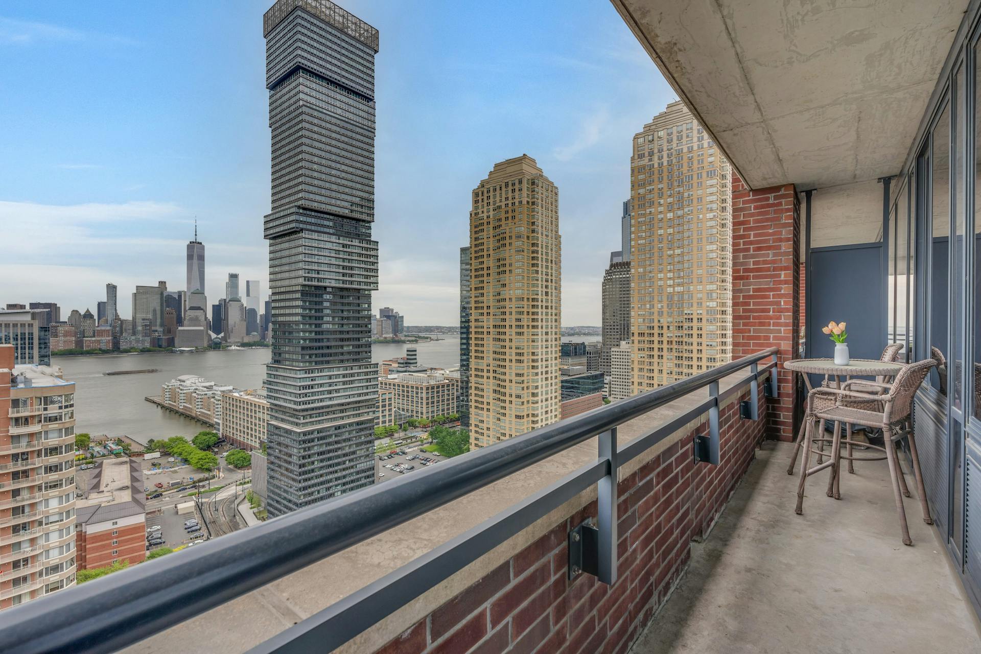 389 Washington St Unit# 29J
