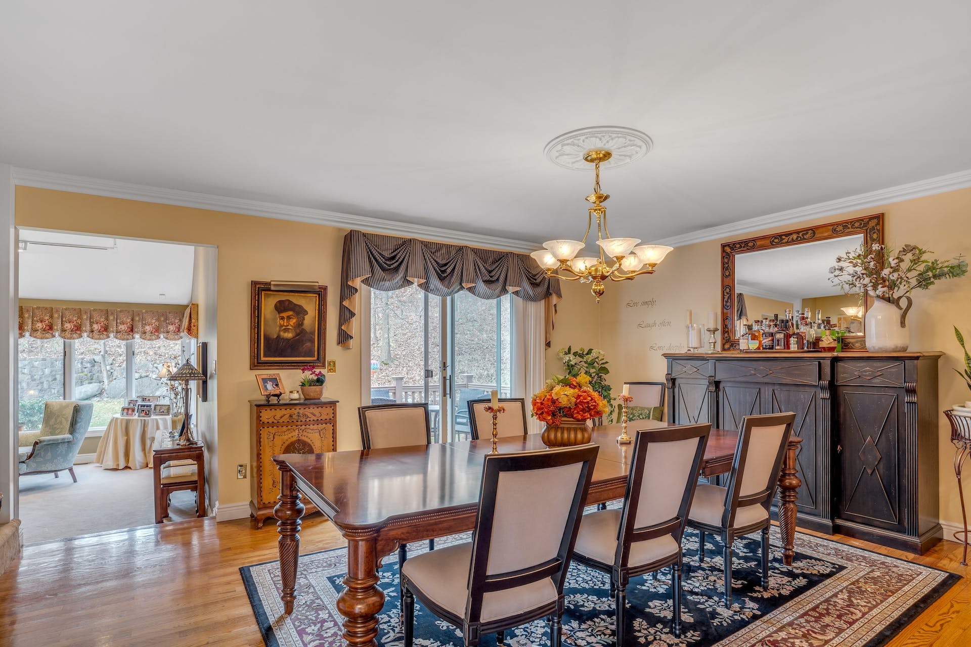 21 Crescent Hollow Court 