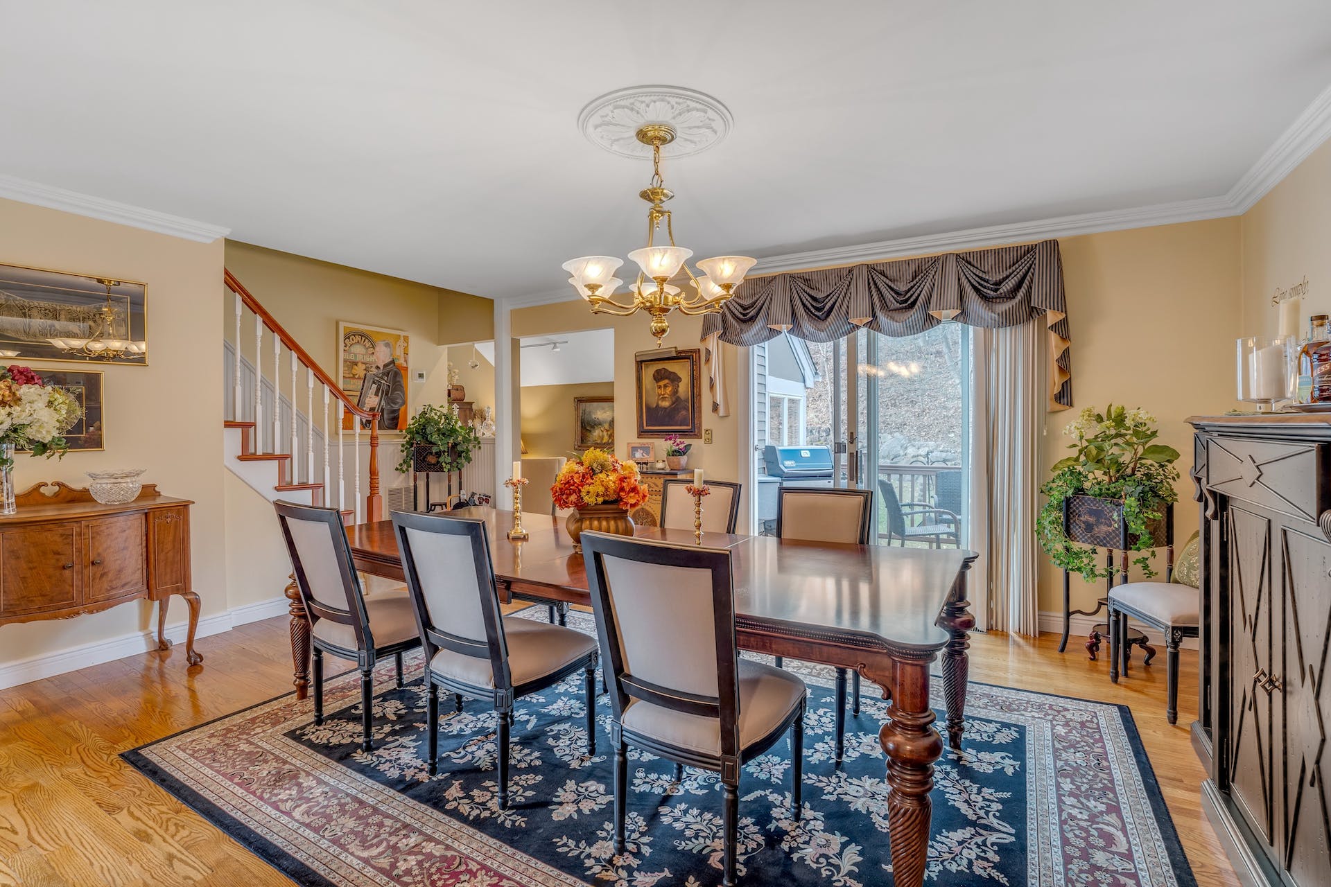 21 Crescent Hollow Court 