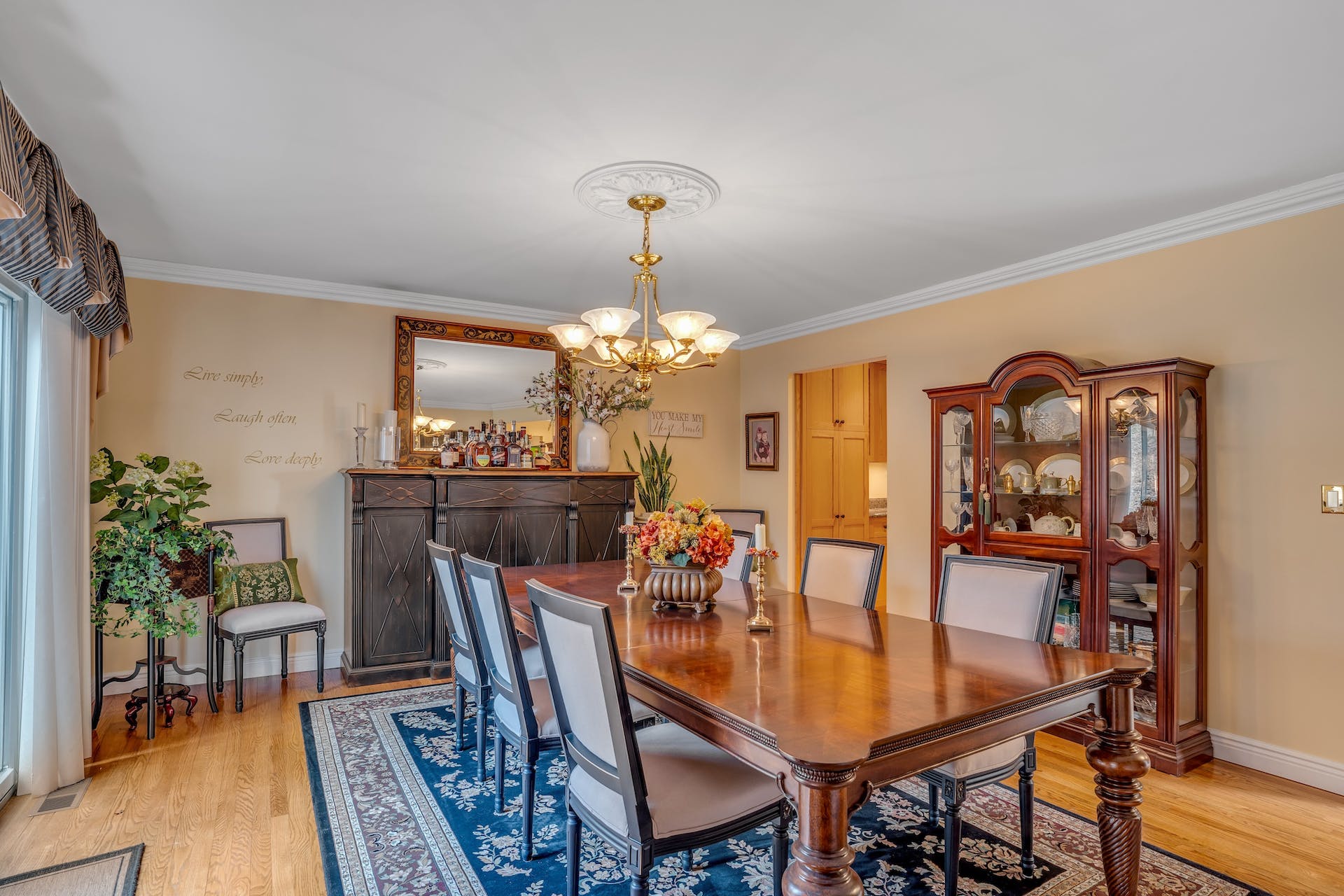 21 Crescent Hollow Court 