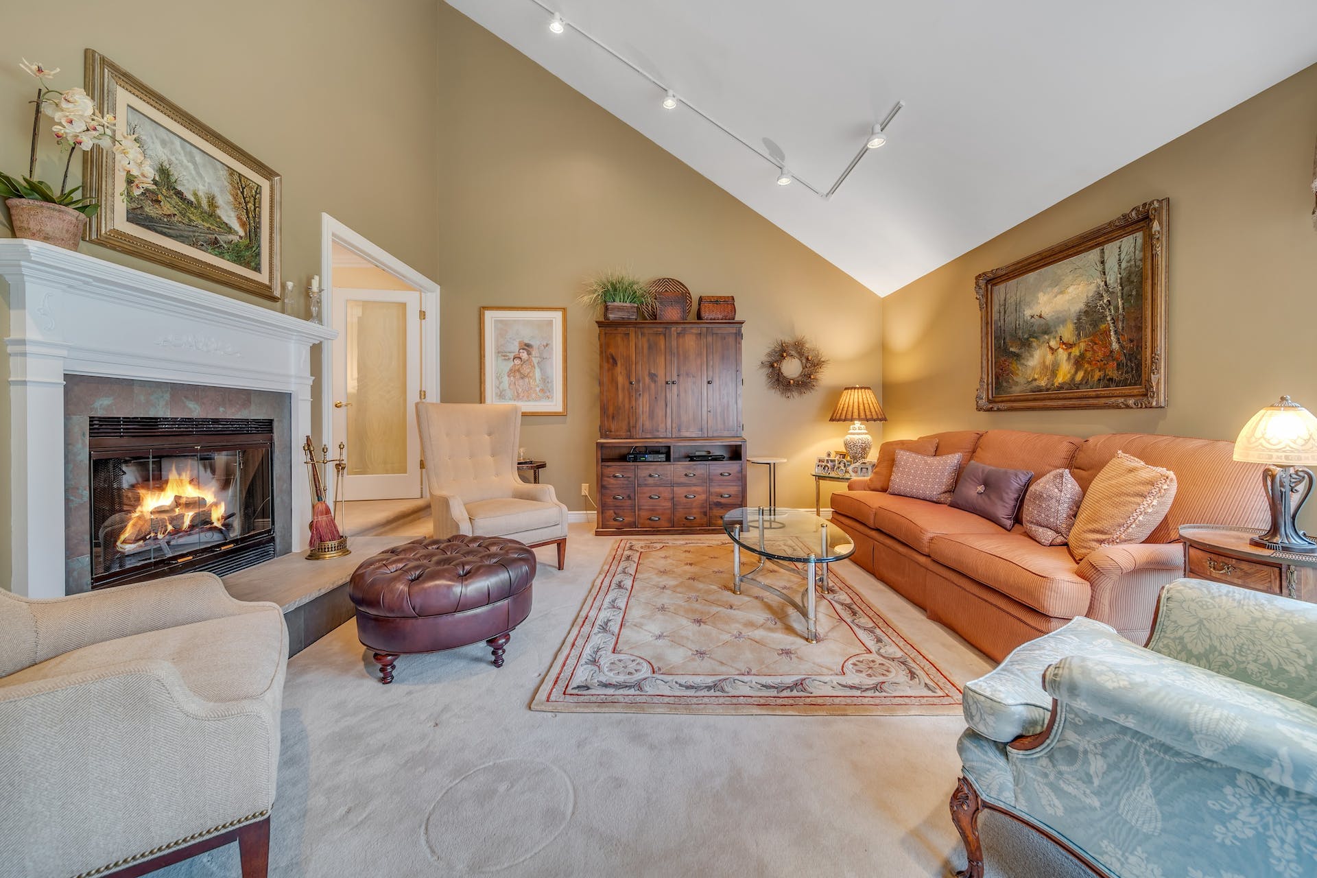 21 Crescent Hollow Court 