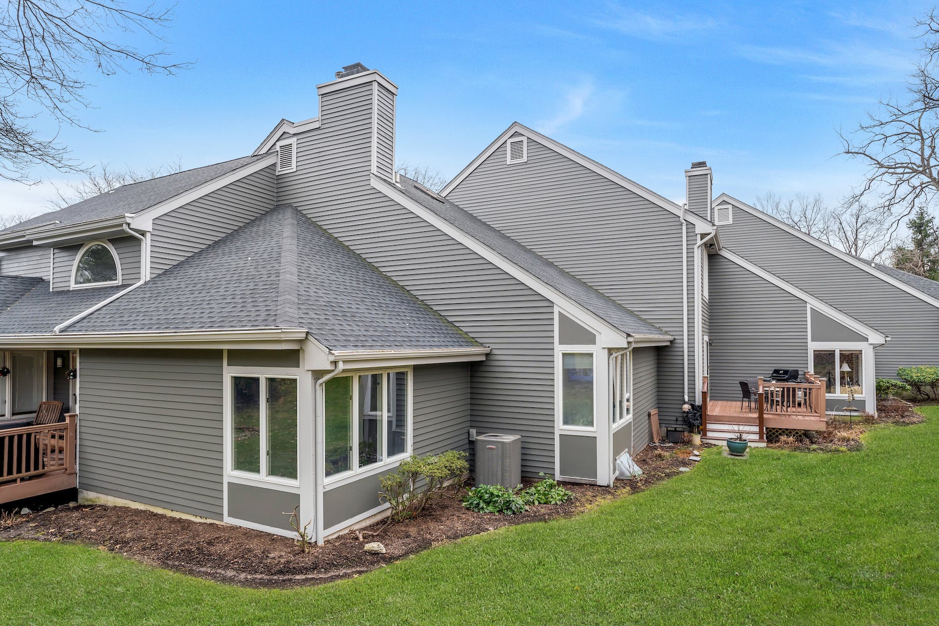 21 Crescent Hollow Court 