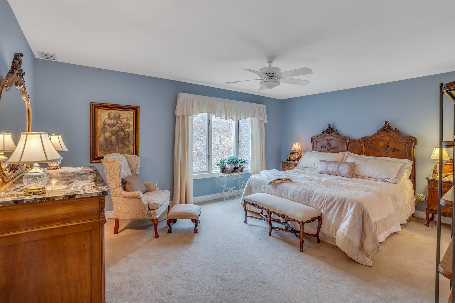 21 Crescent Hollow Court 