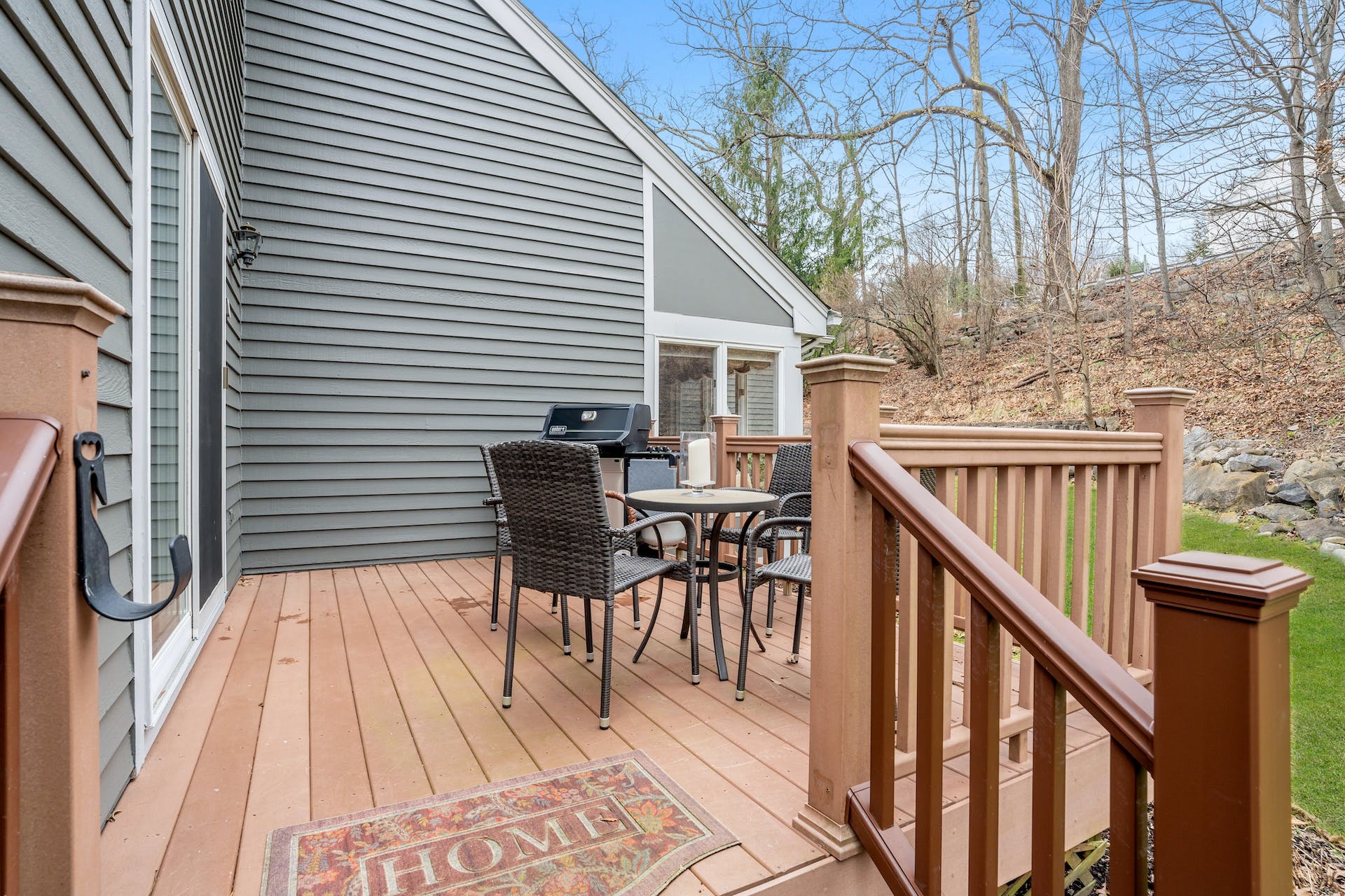 21 Crescent Hollow Court 