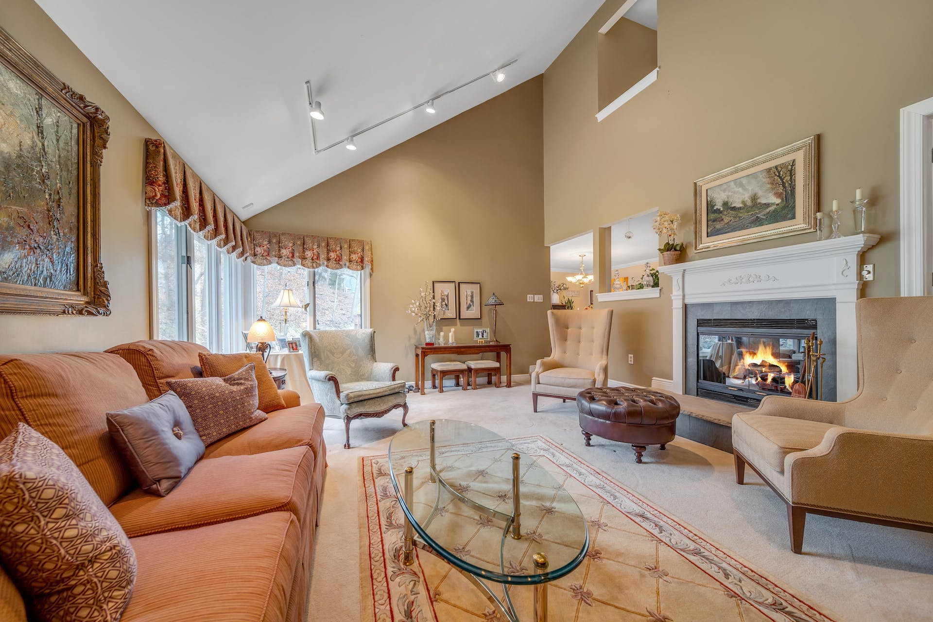 21 Crescent Hollow Court 
